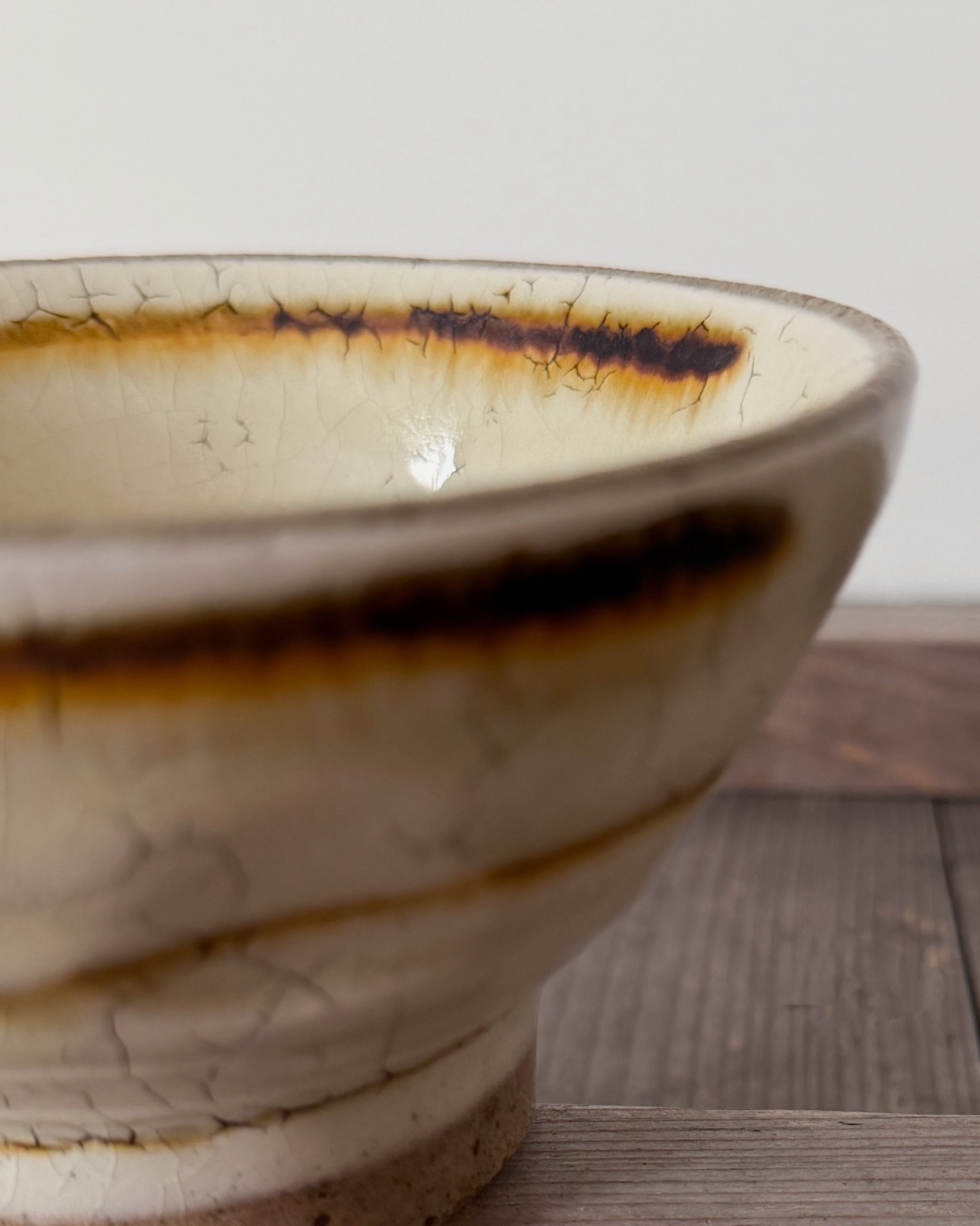 rokuro : ceramic rice bowl