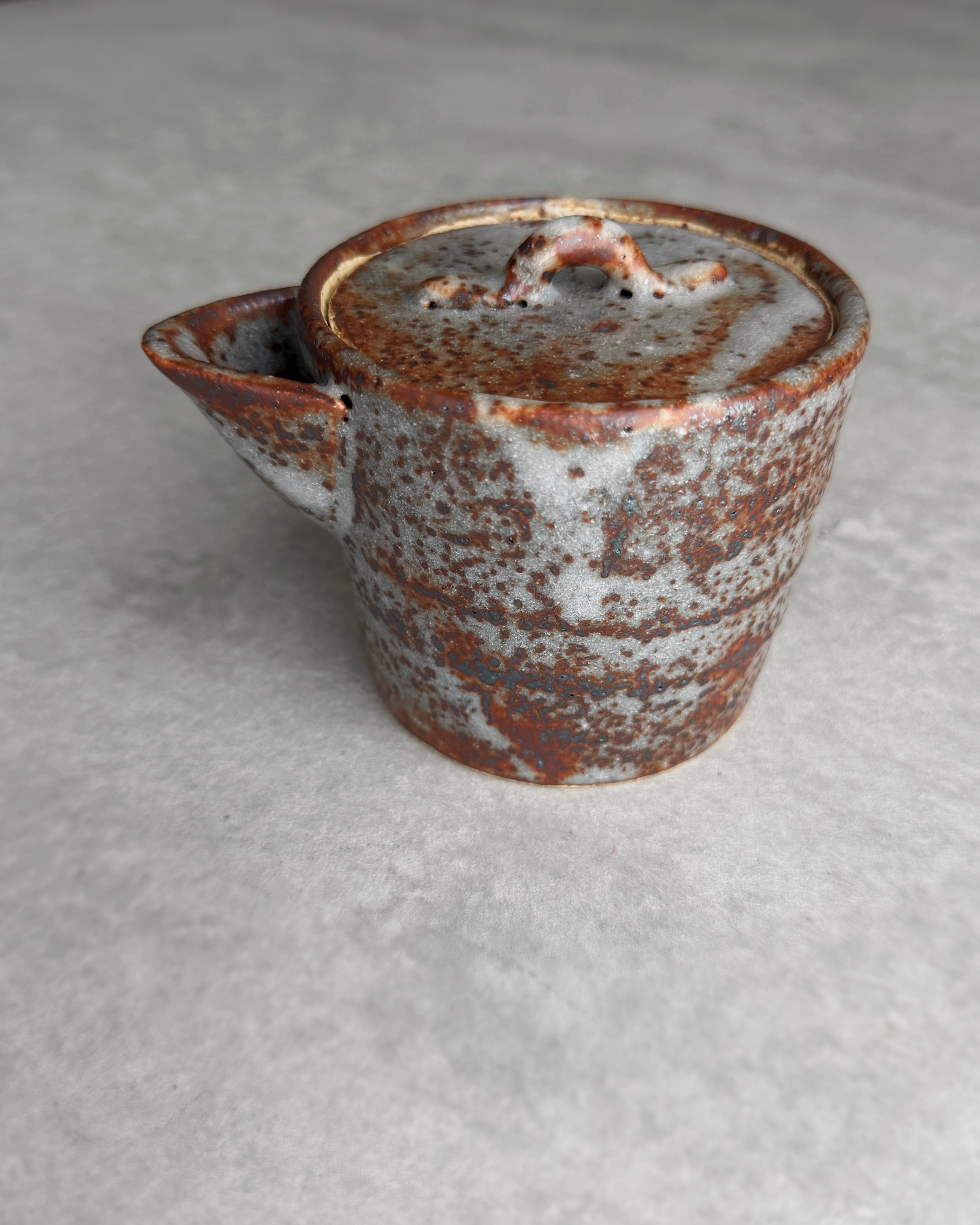 vintage ceramic teapot & cups