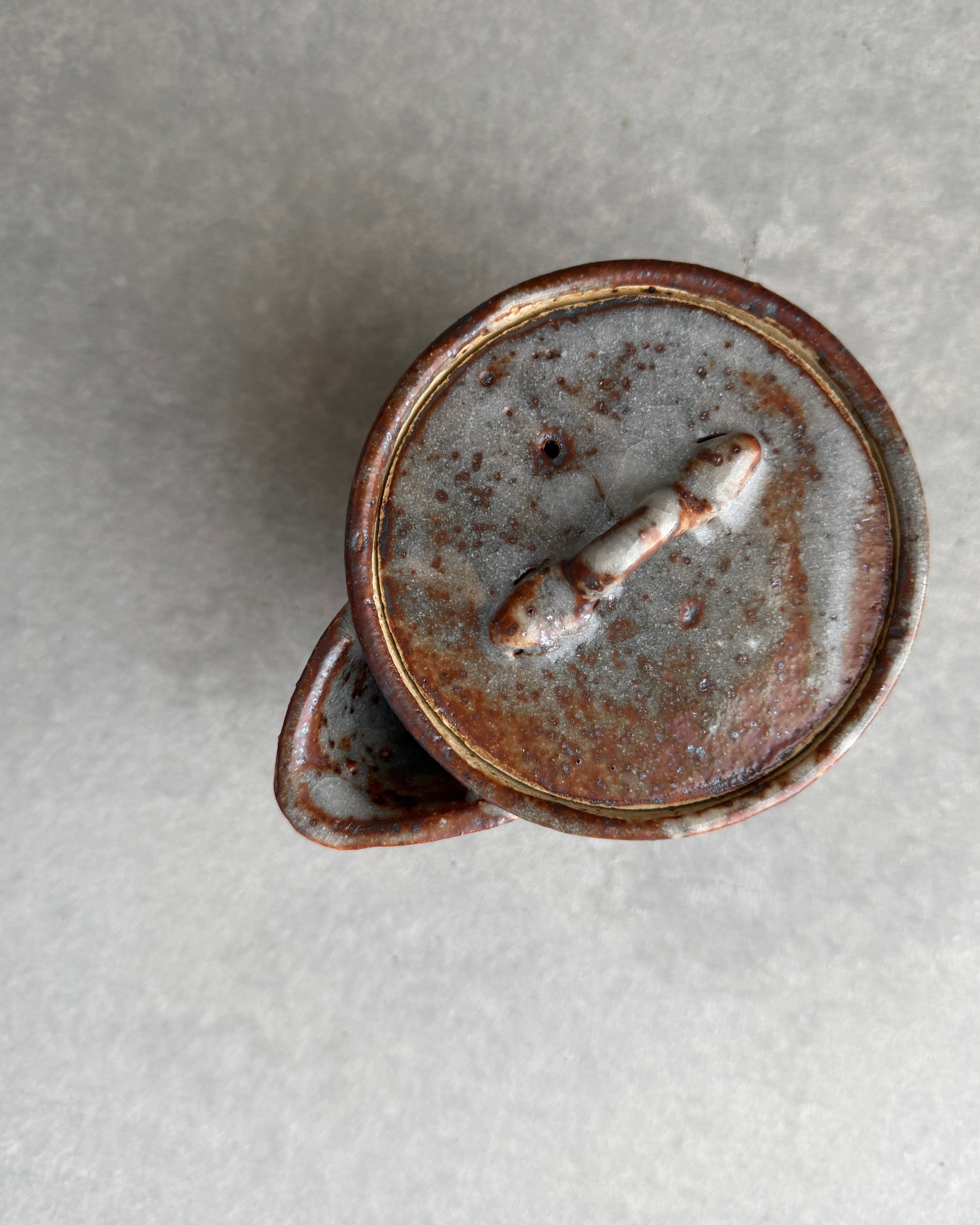 vintage ceramic teapot & cups