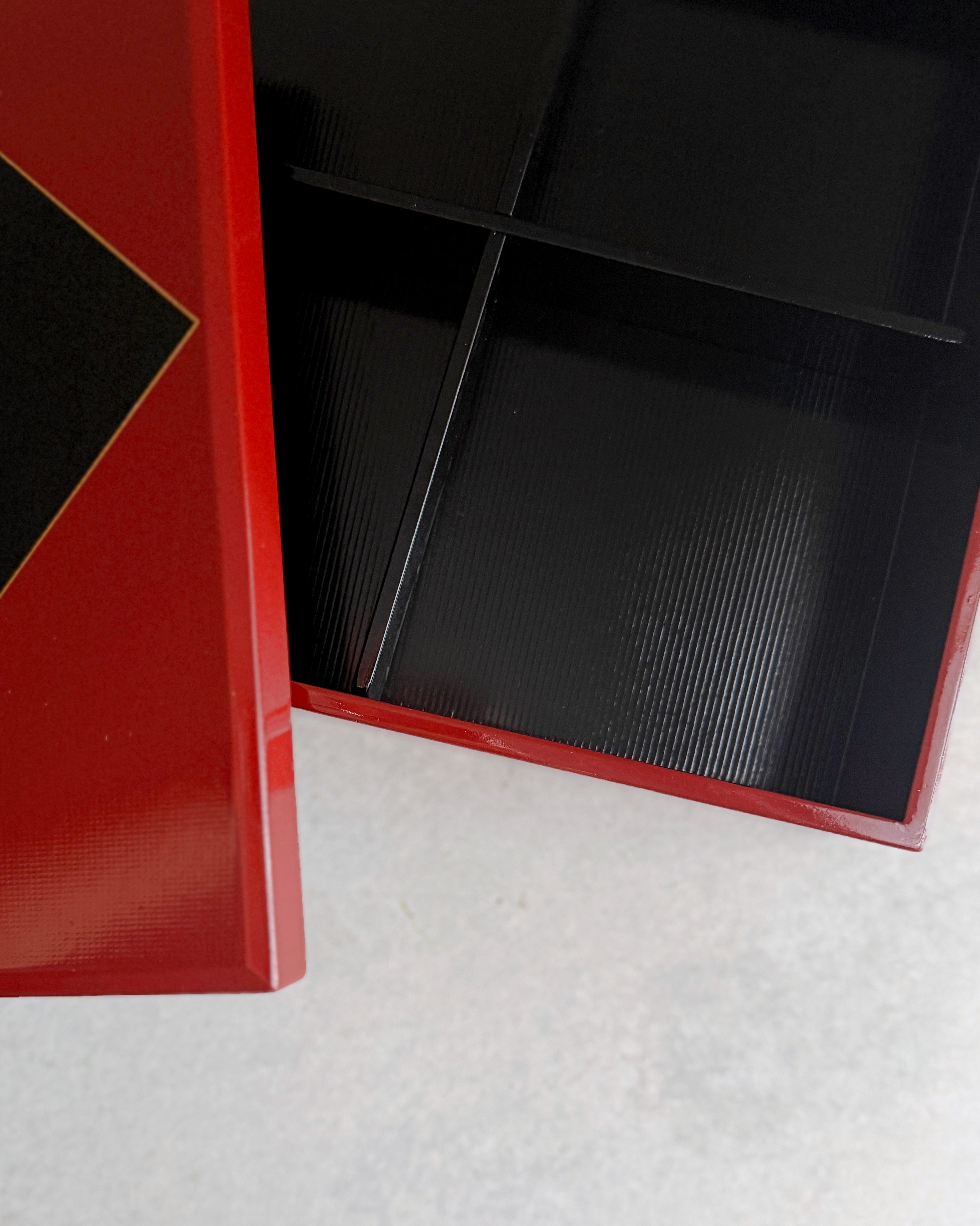 vintage lacquerware box