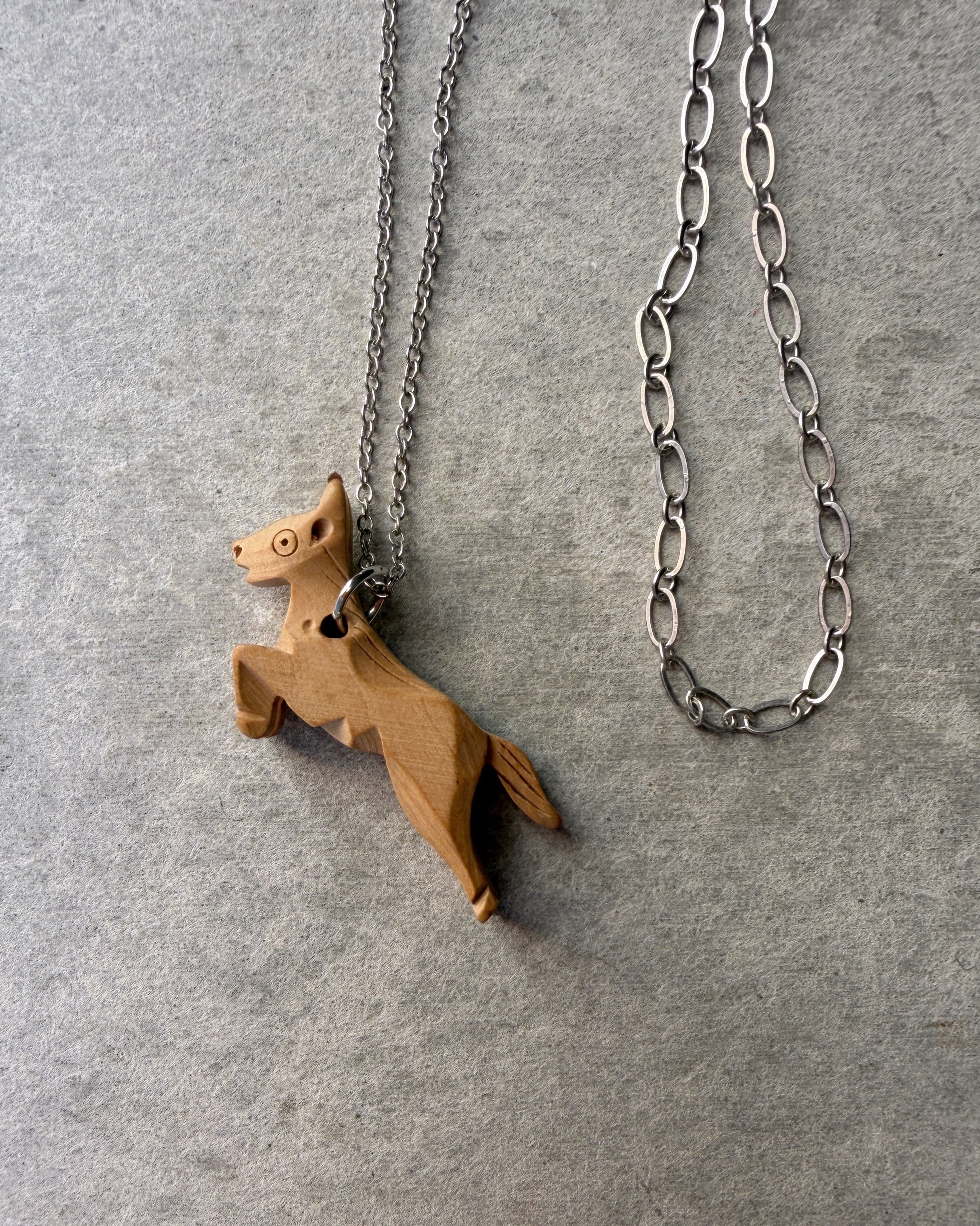 modern marcel : wooden horse pendant necklace