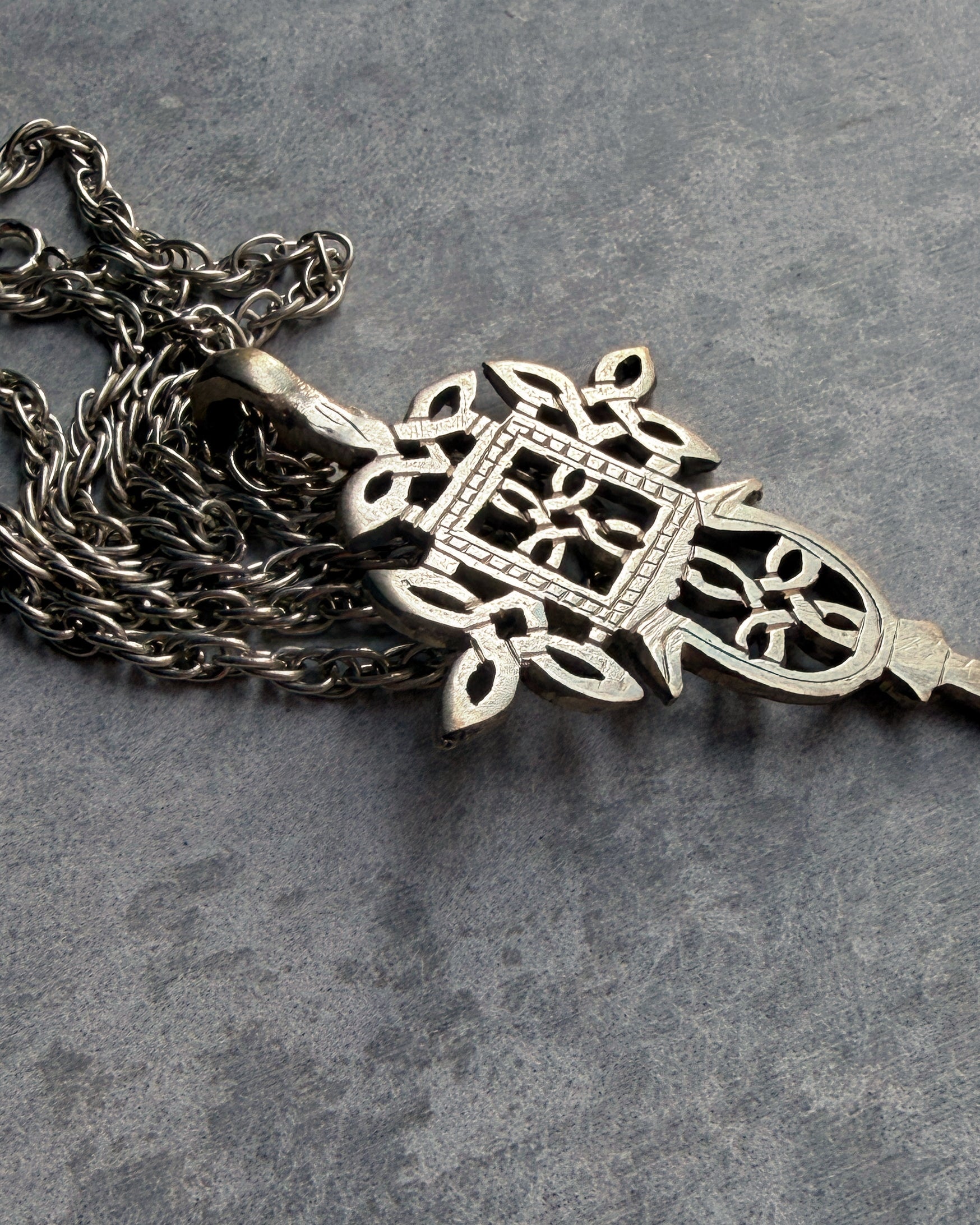modern marcel : vintage cross pendant necklace