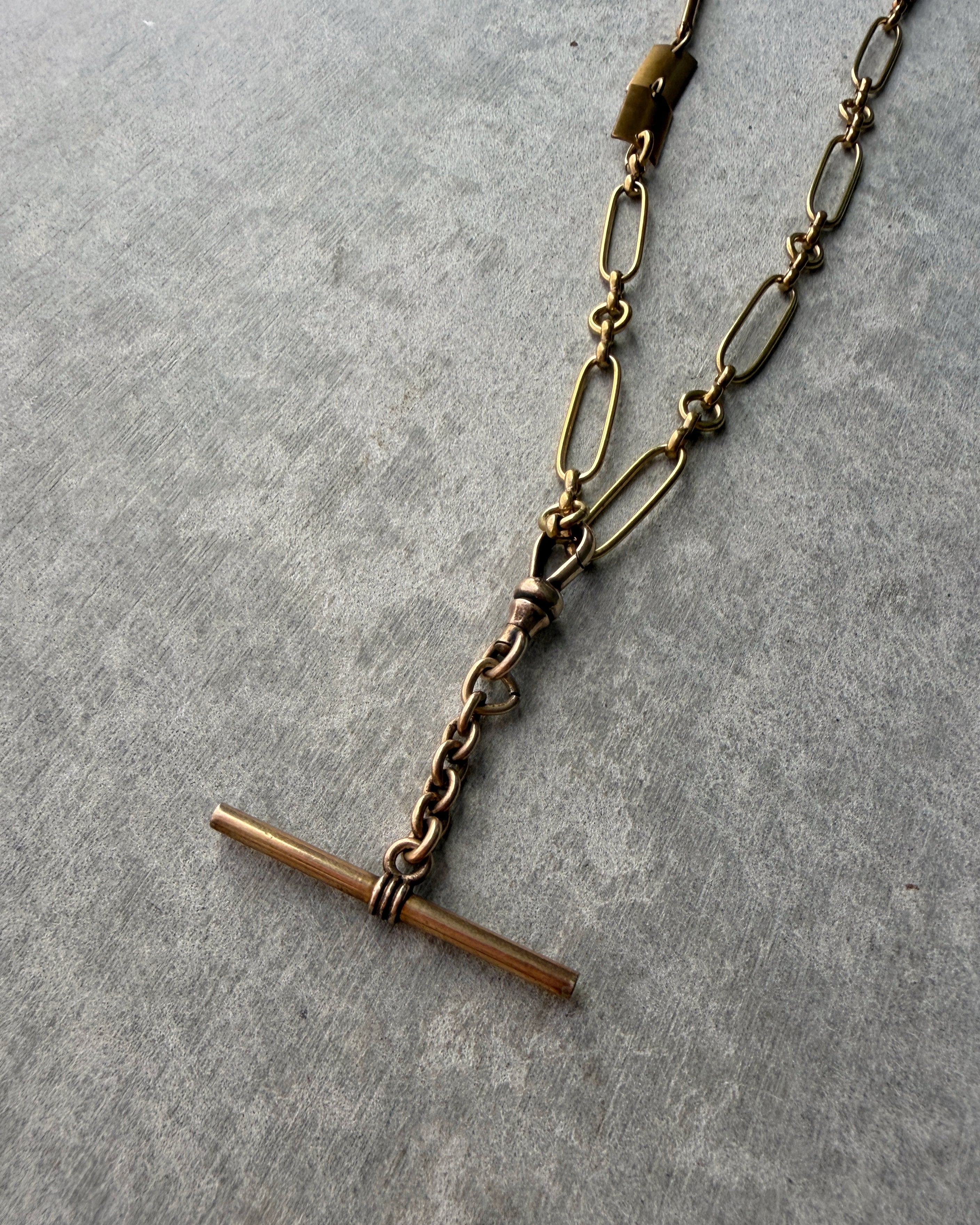 modern marcel : t-bar pendant necklace