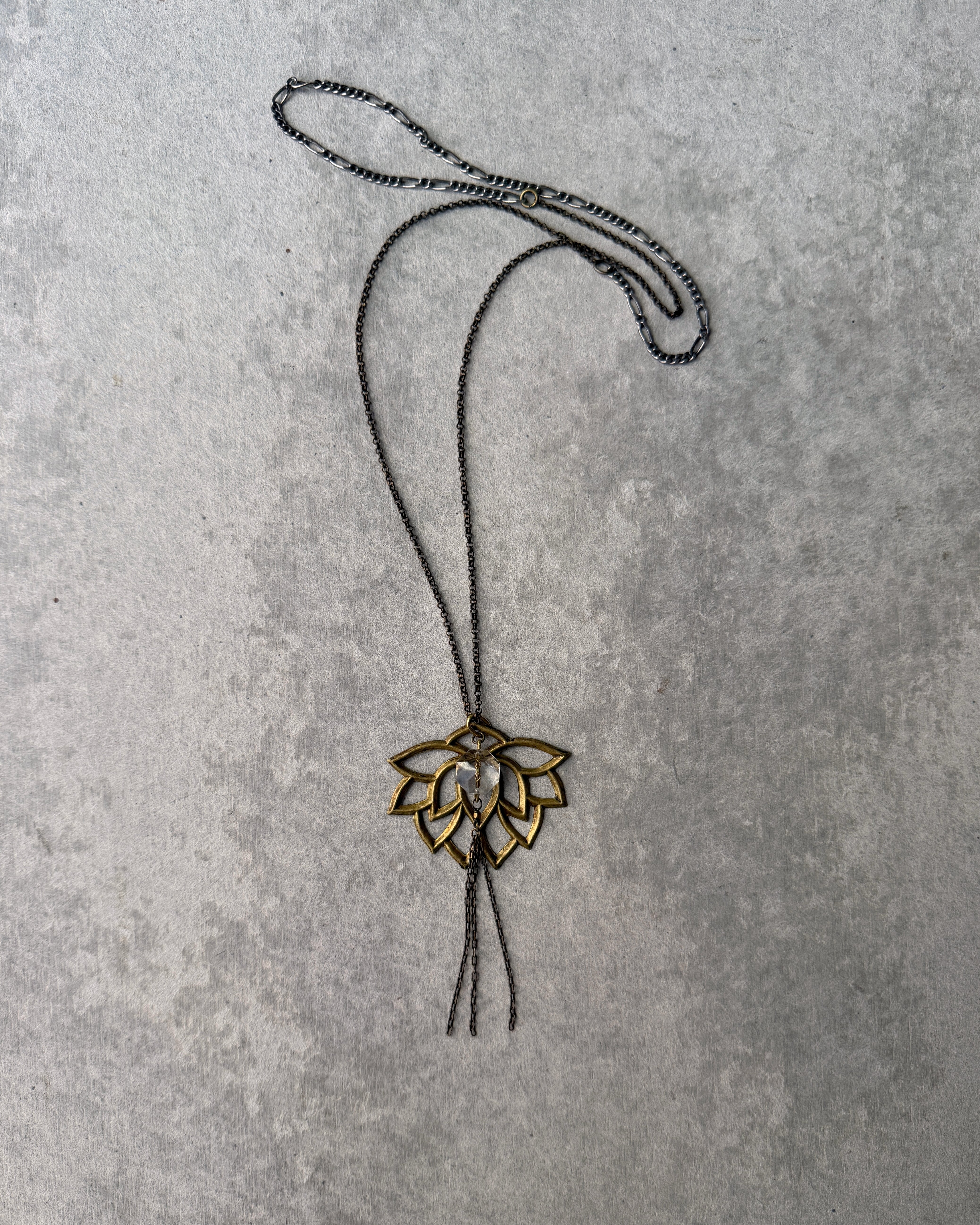 modern marcel : vintage paulownia pendant necklace