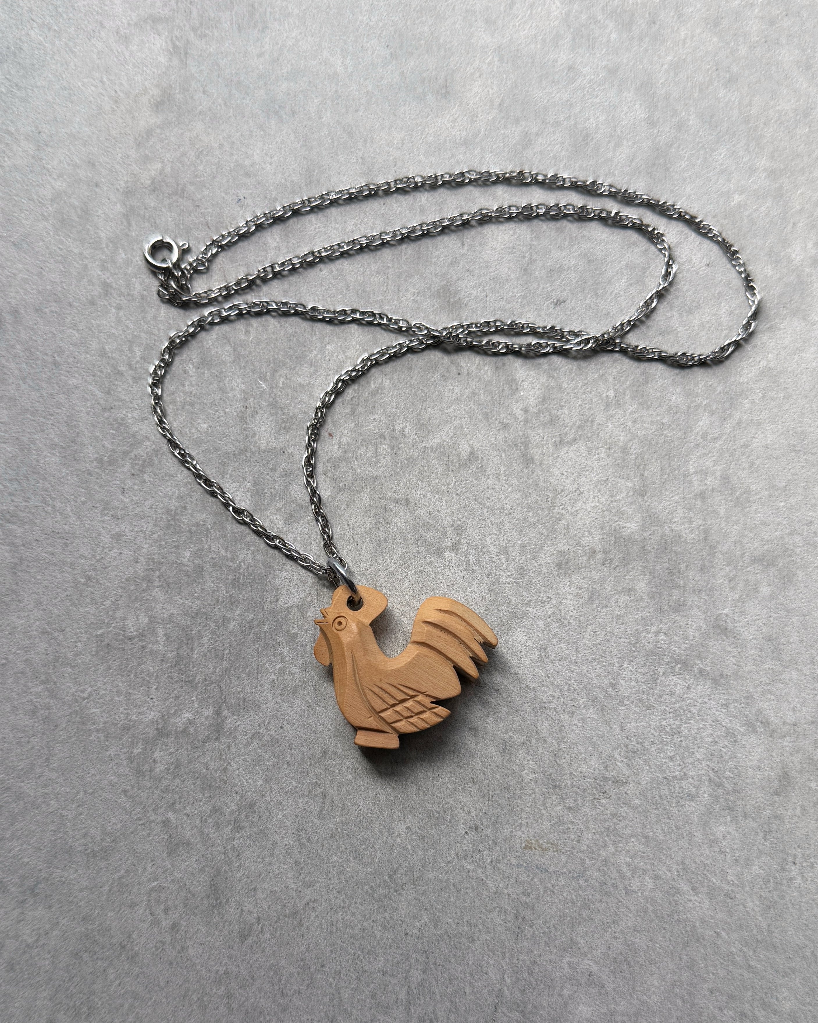 modern marcel : vintage wooden rooster pendant necklace