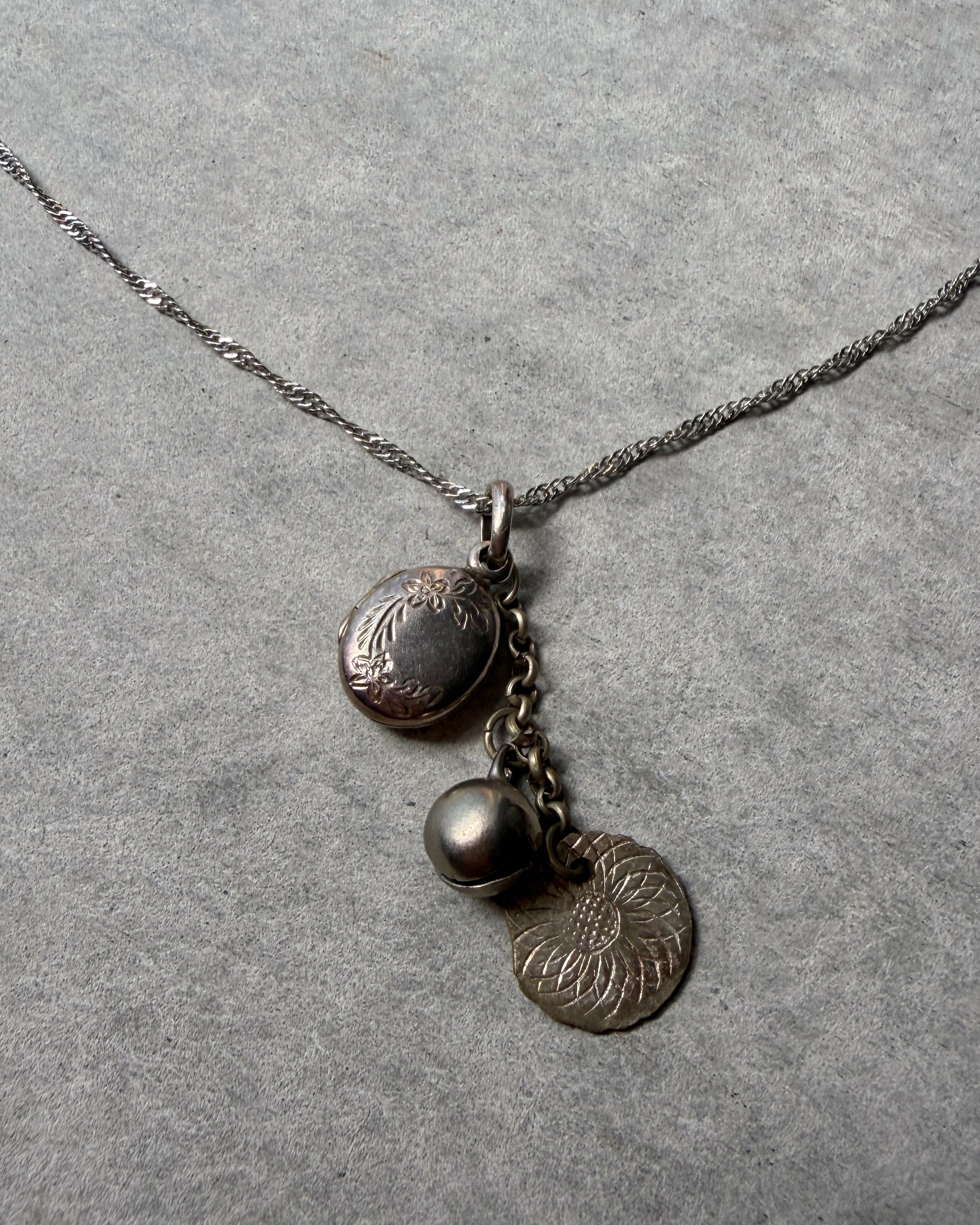 modern marcel : vintage sterling silver locket necklace