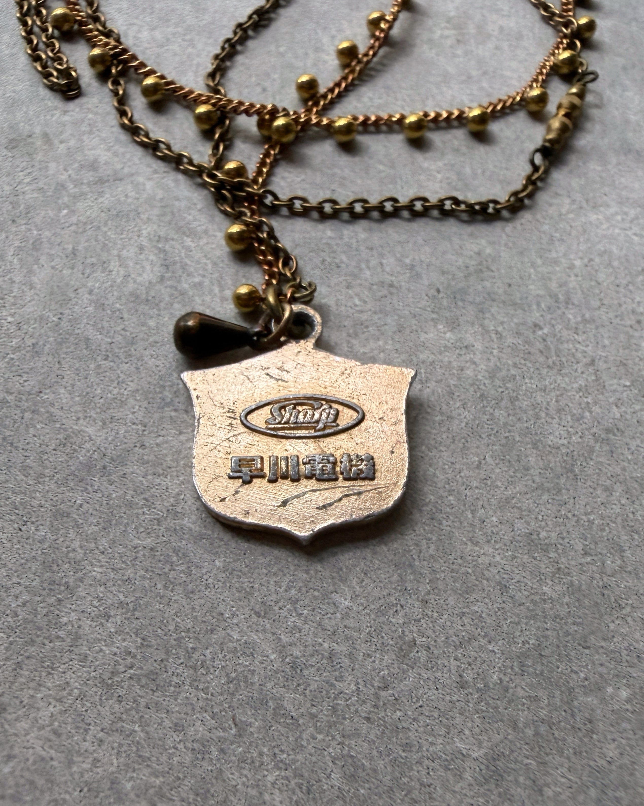 modern marcel : vintage pendant necklace