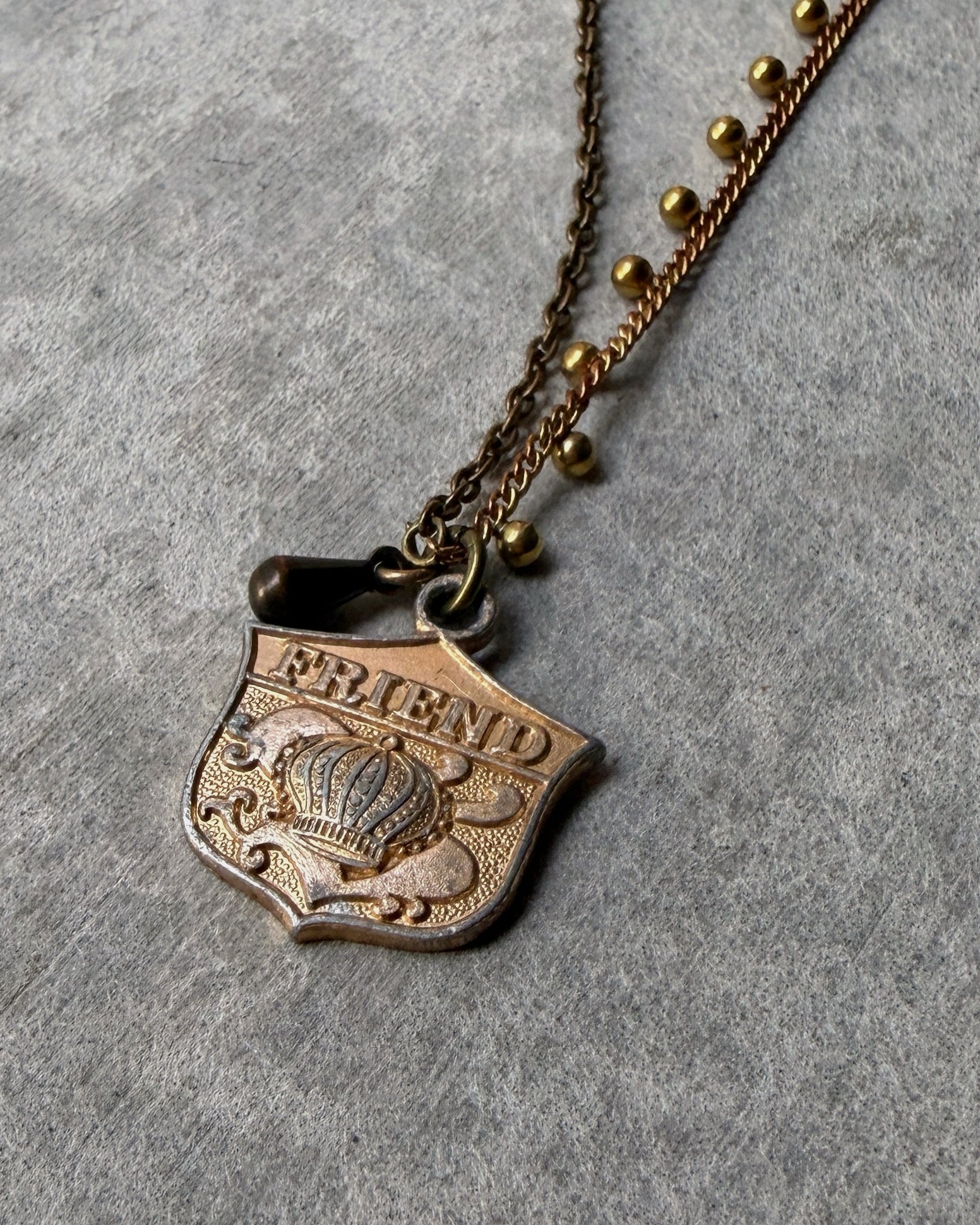 modern marcel : vintage pendant necklace
