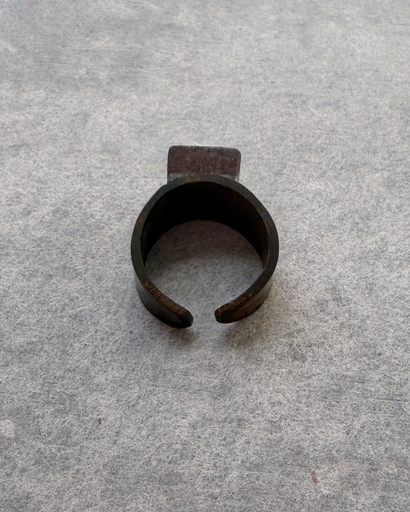 modern marcel : vintage pinky ring