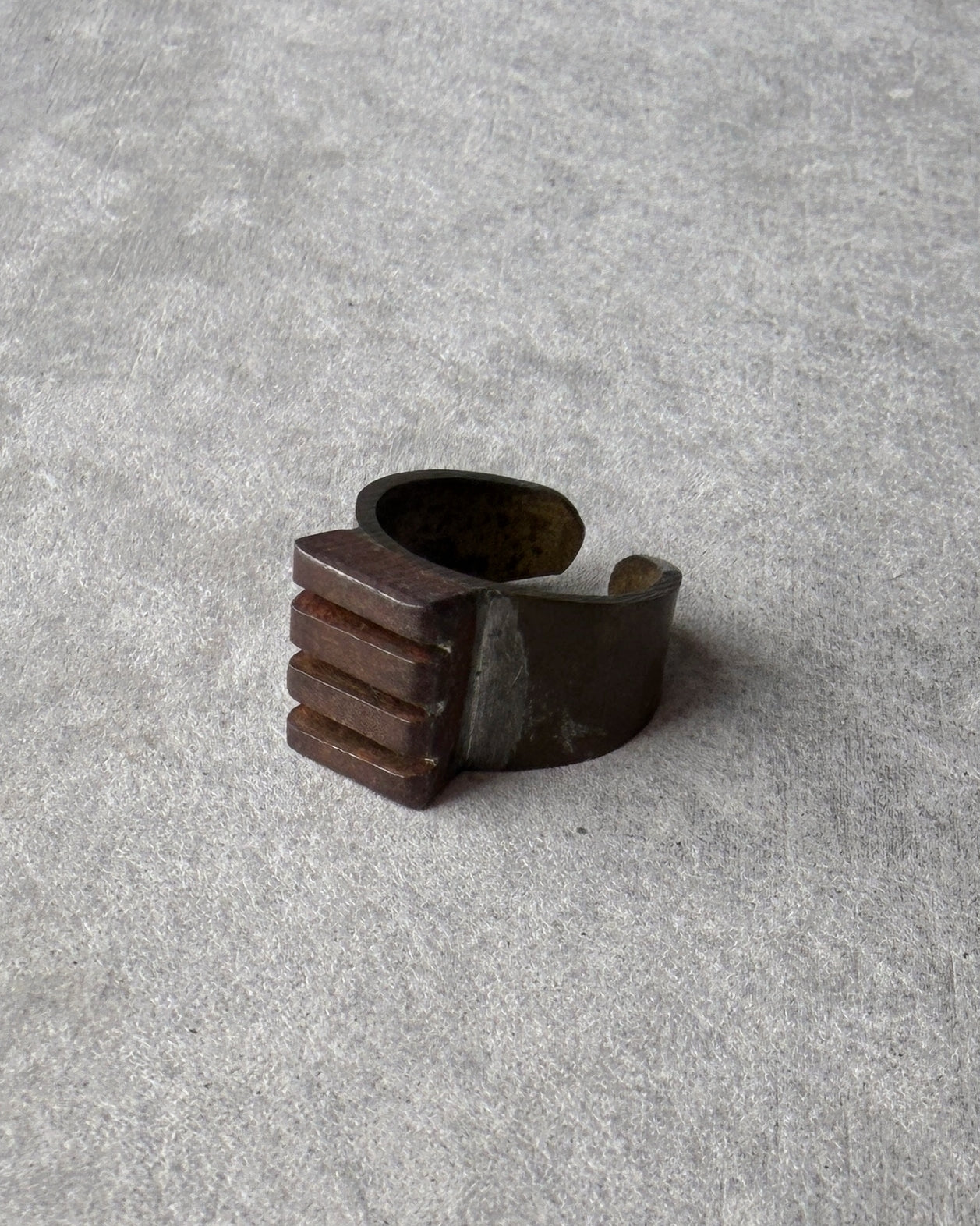 modern marcel : vintage pinky ring