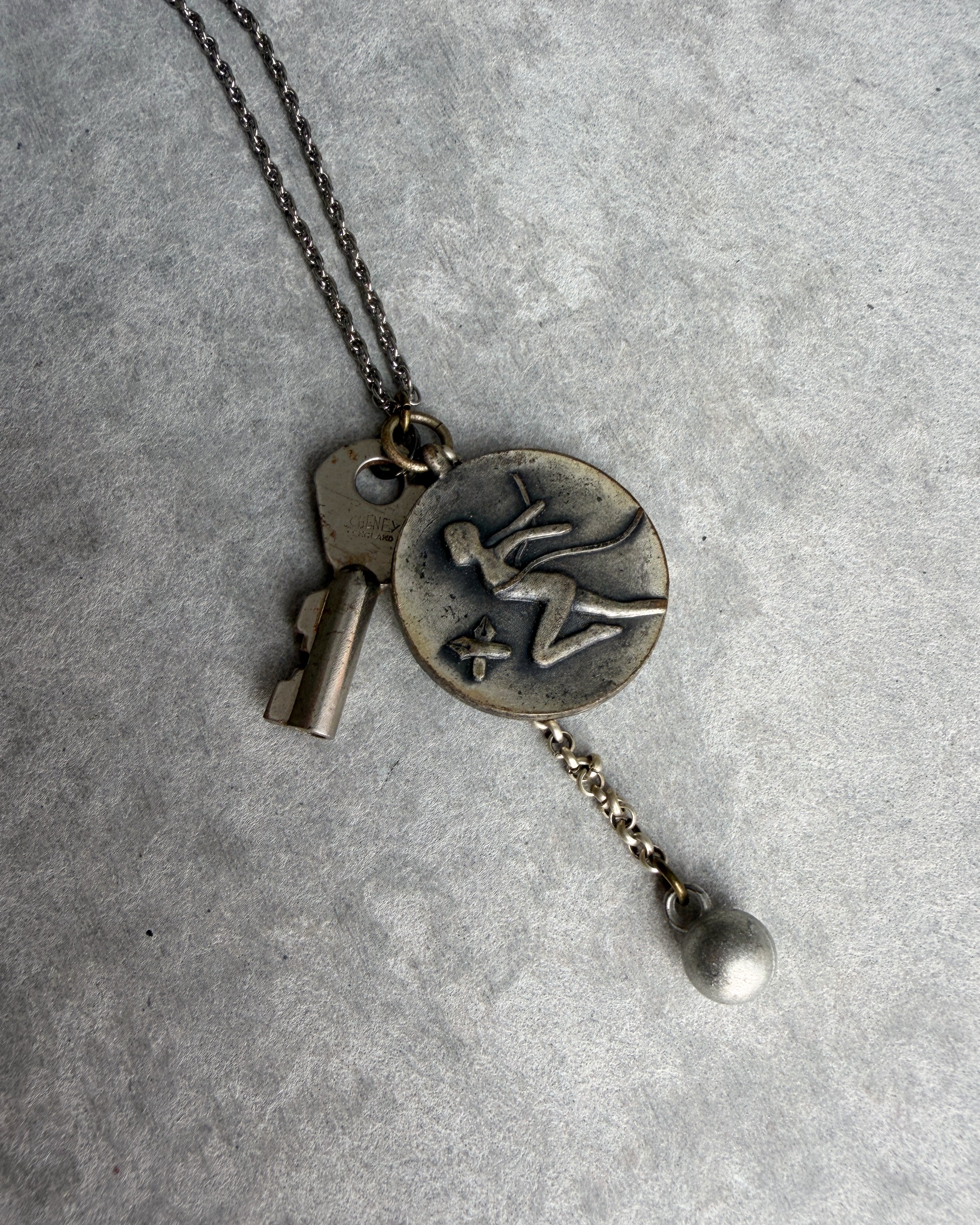 modern marcel : vintage Japanese sports medallion pendant necklace