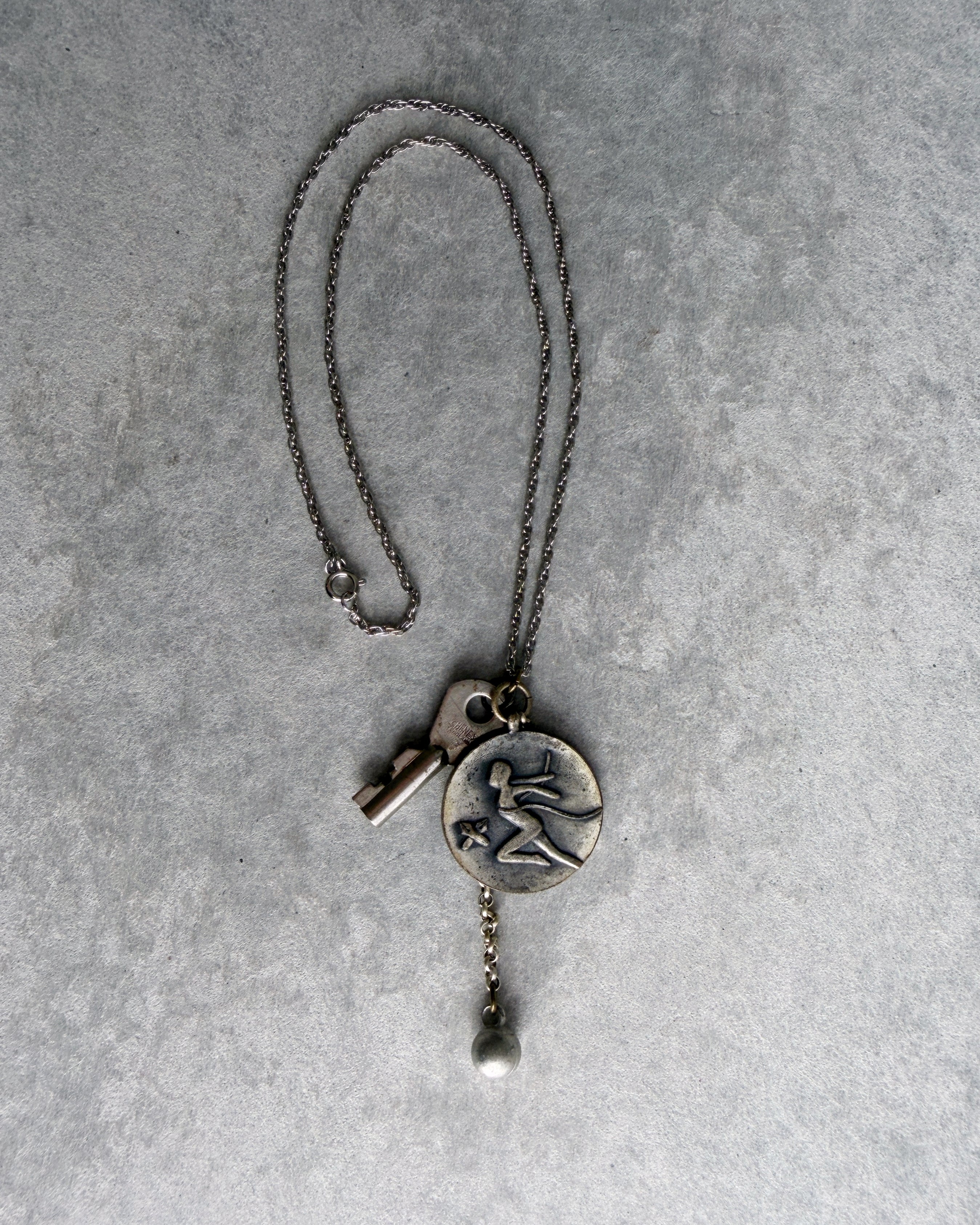 modern marcel : vintage Japanese sports medallion pendant necklace