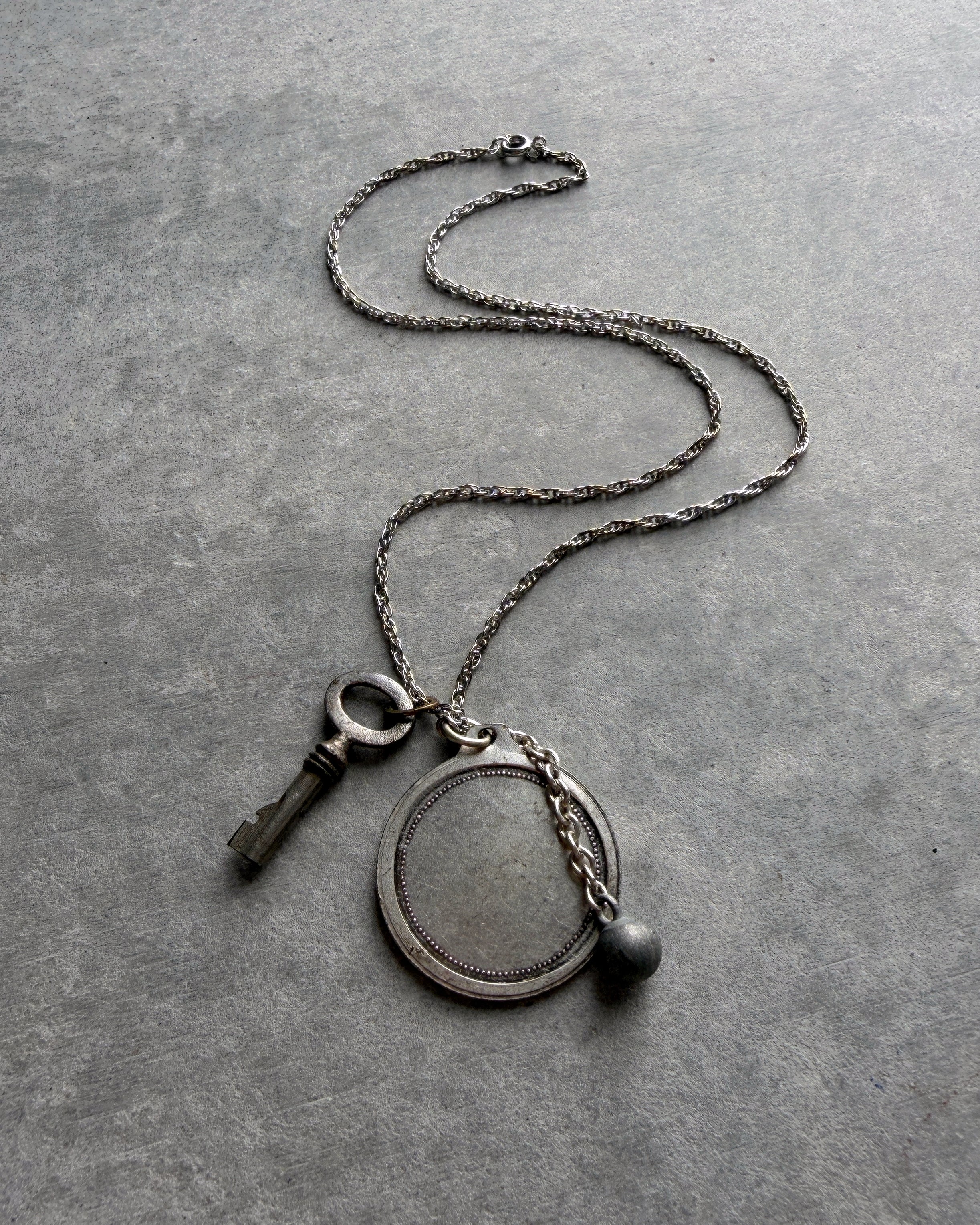 modern marcel : vintage tennis medallion pendant necklace