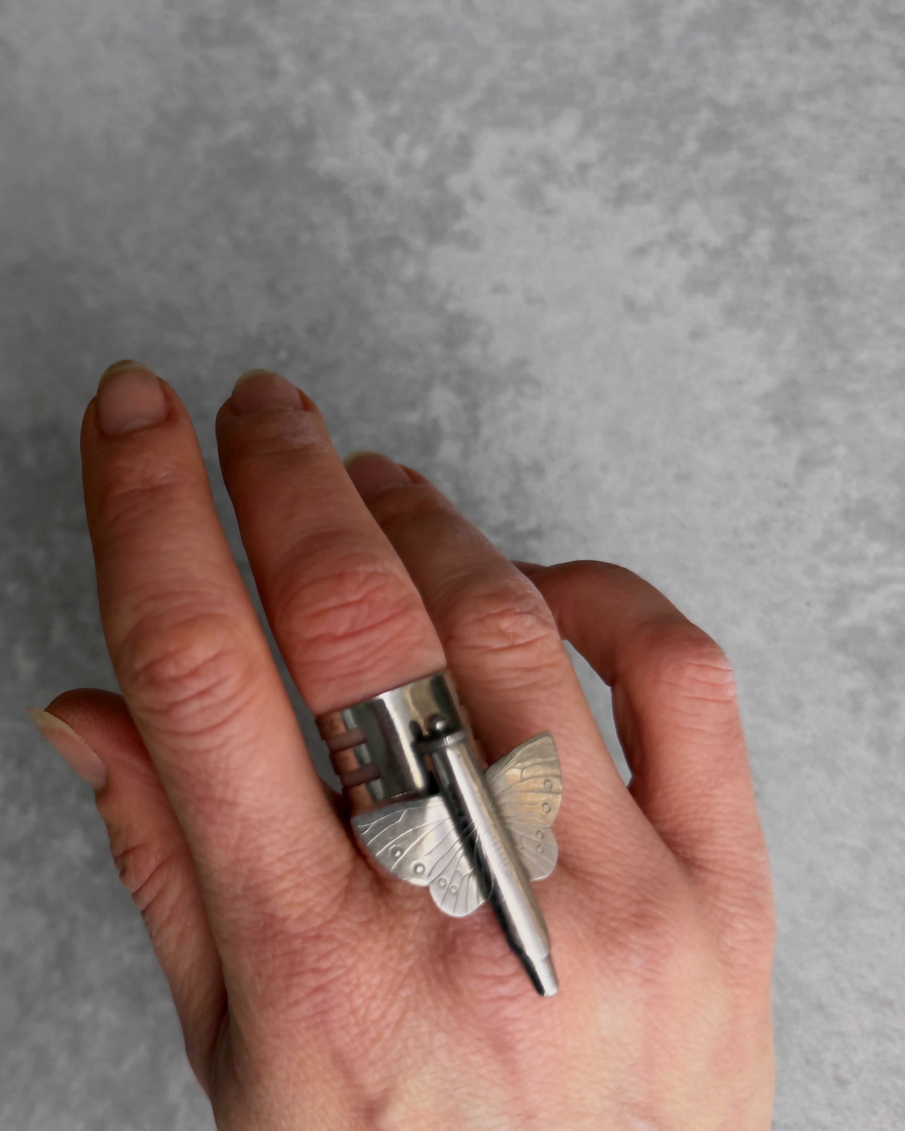modern marcel : vintage ring