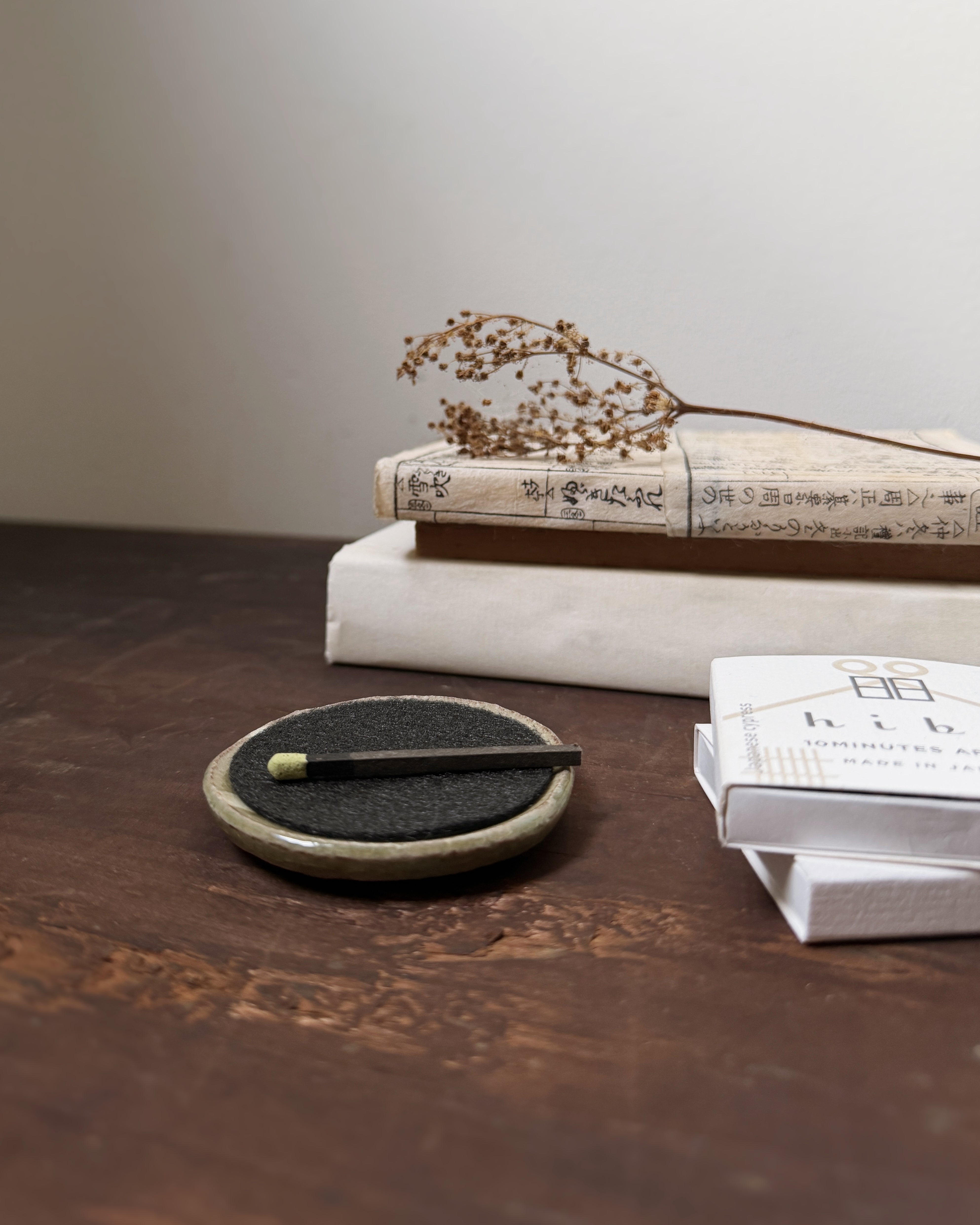 rokuro : chopstick rest