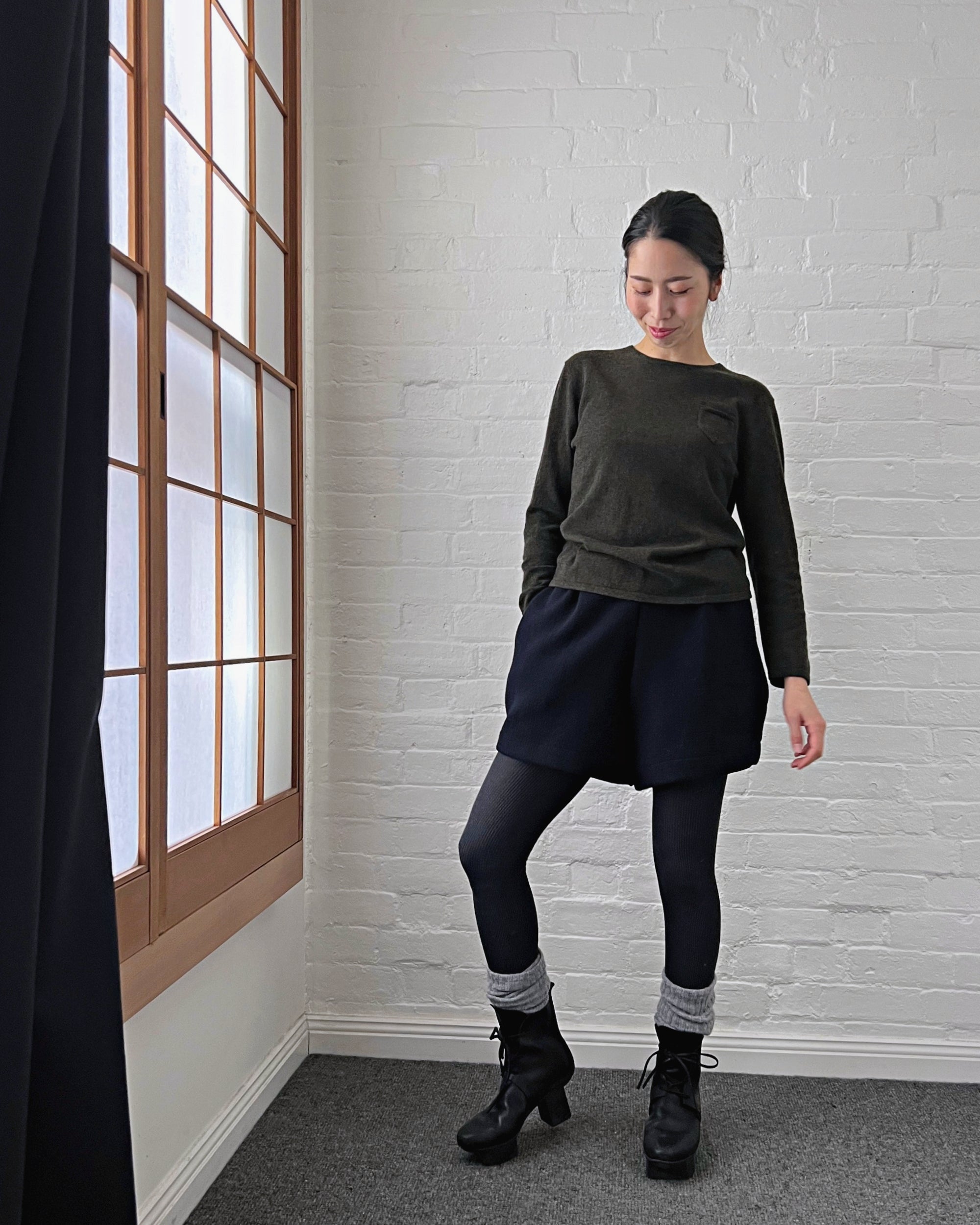 LJ struthers: wool clove shorts