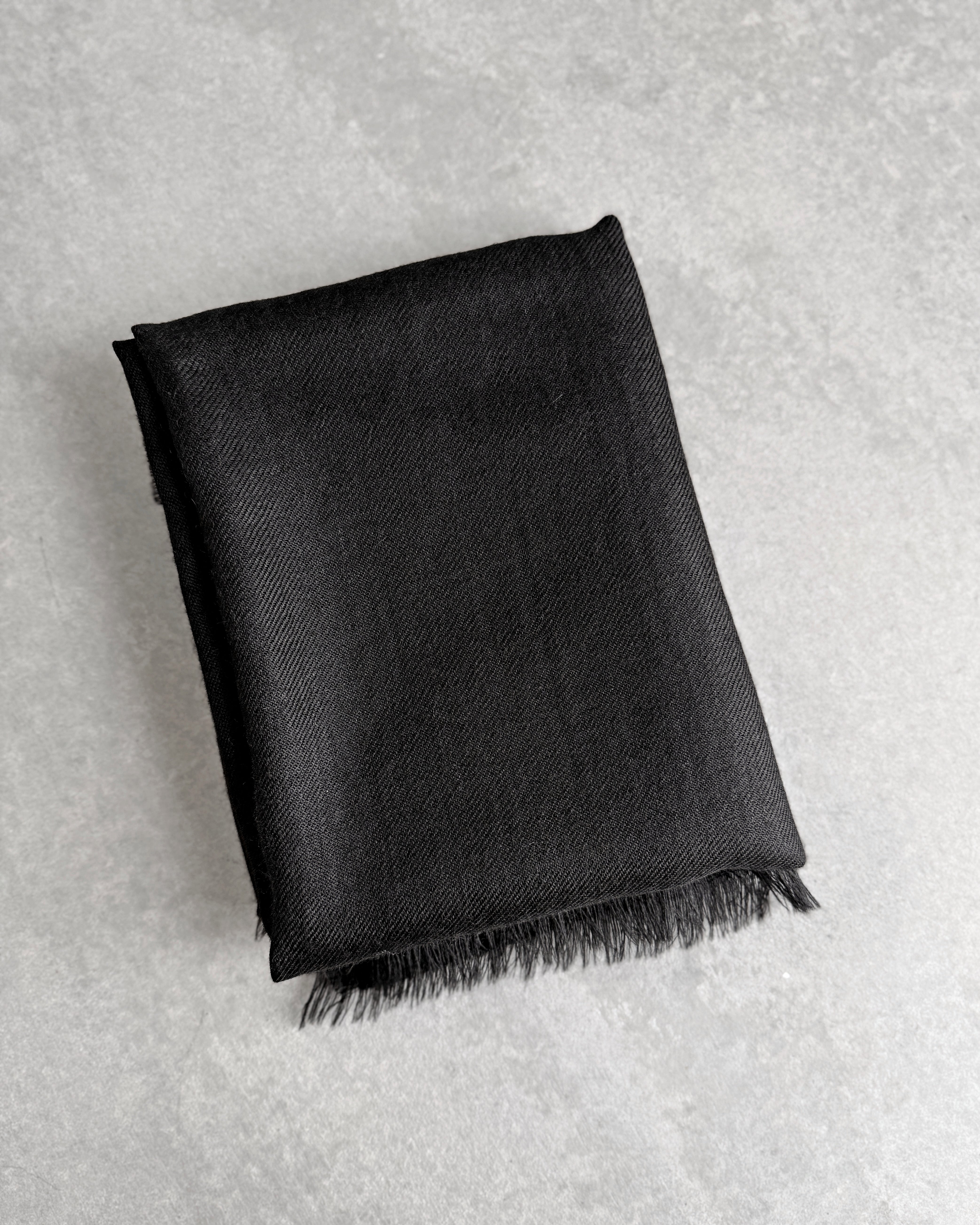 alpaca wrap in carbon