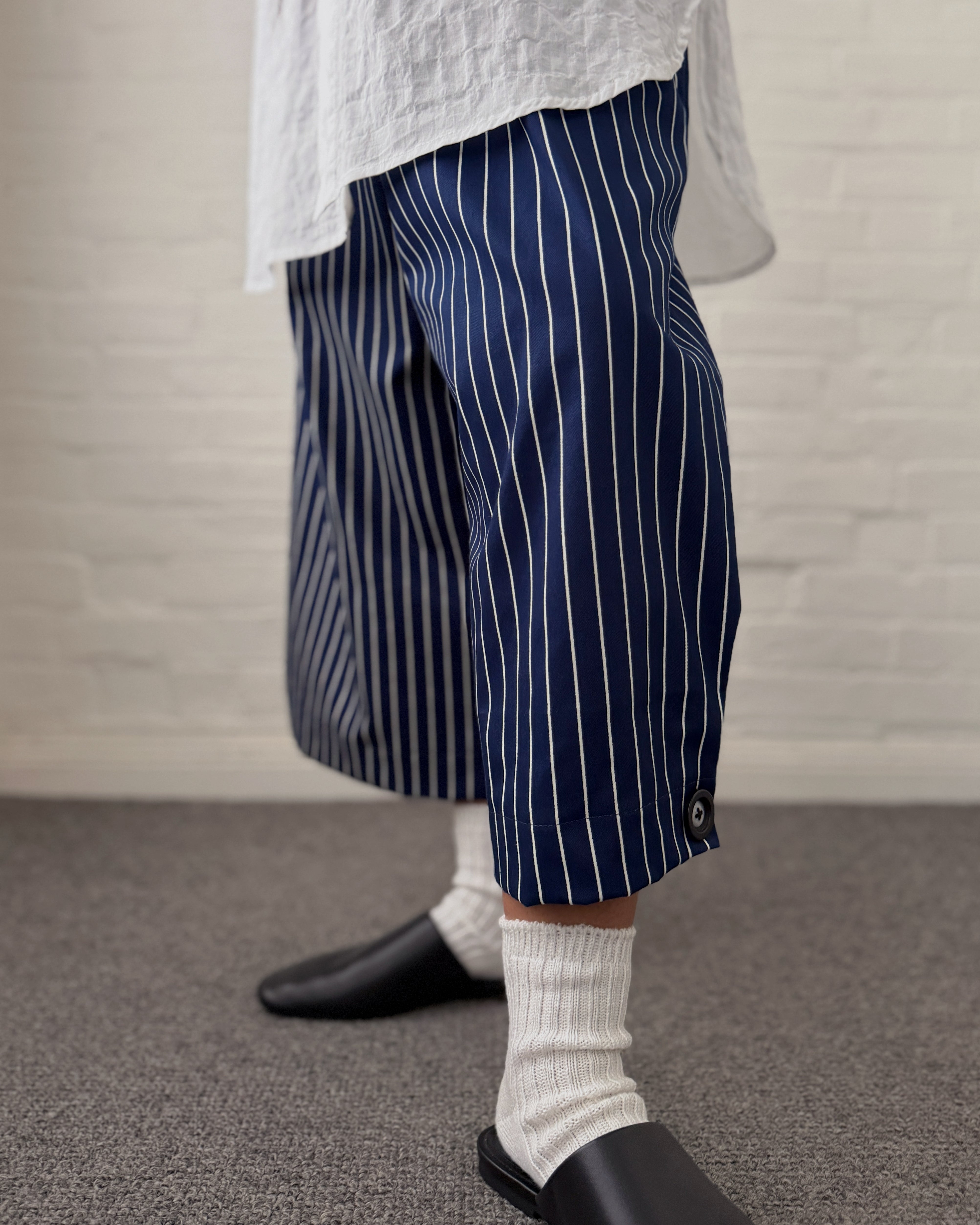 LJ struthers : striped wide leg pants