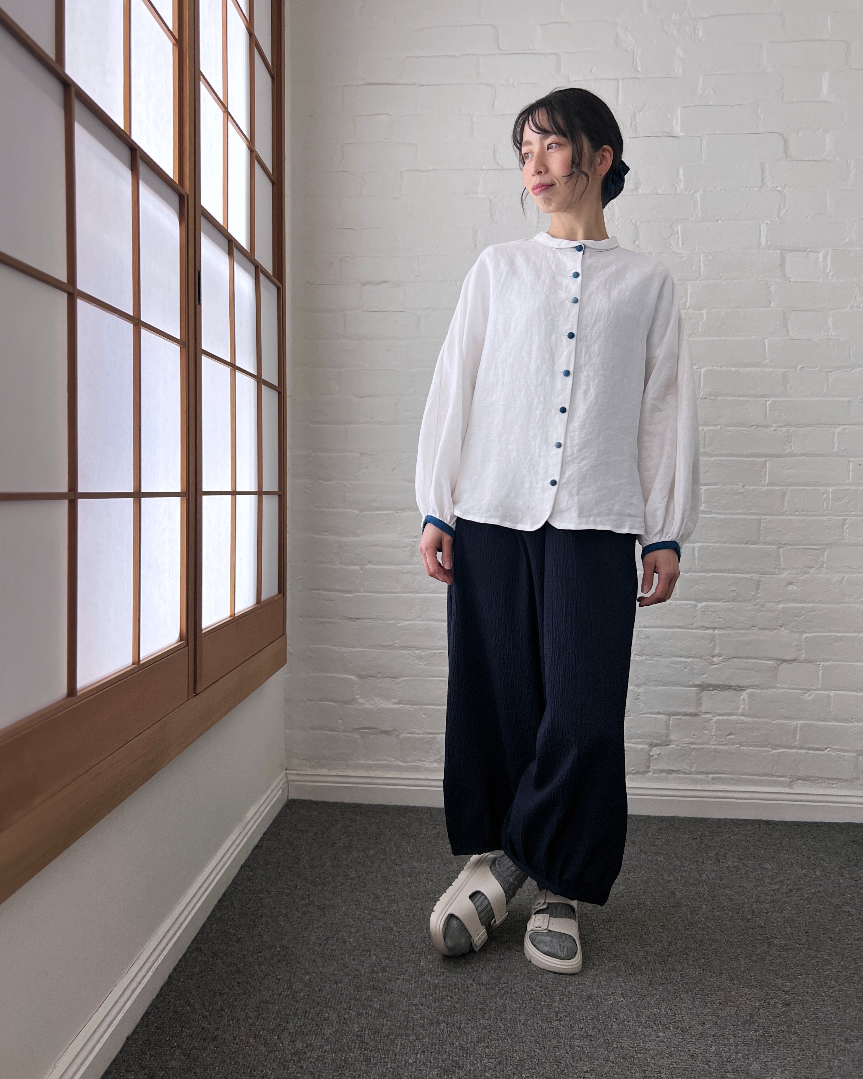 Chizu Blue : indigo dyed button shirt