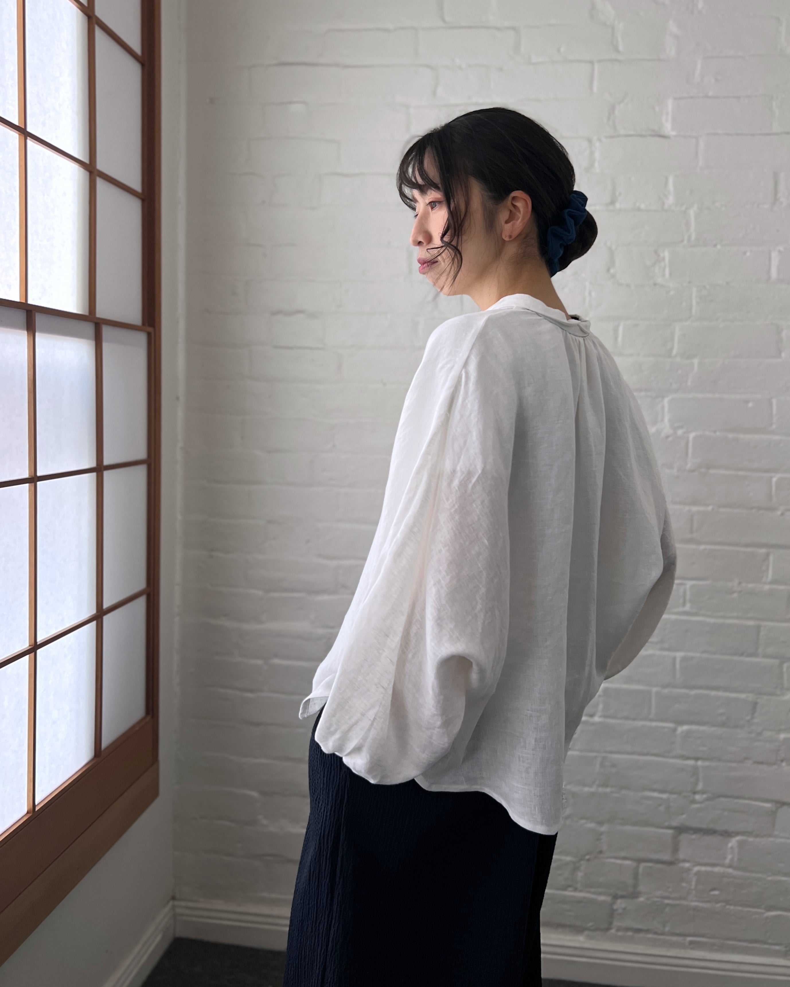 Chizu Blue : indigo dyed button shirt
