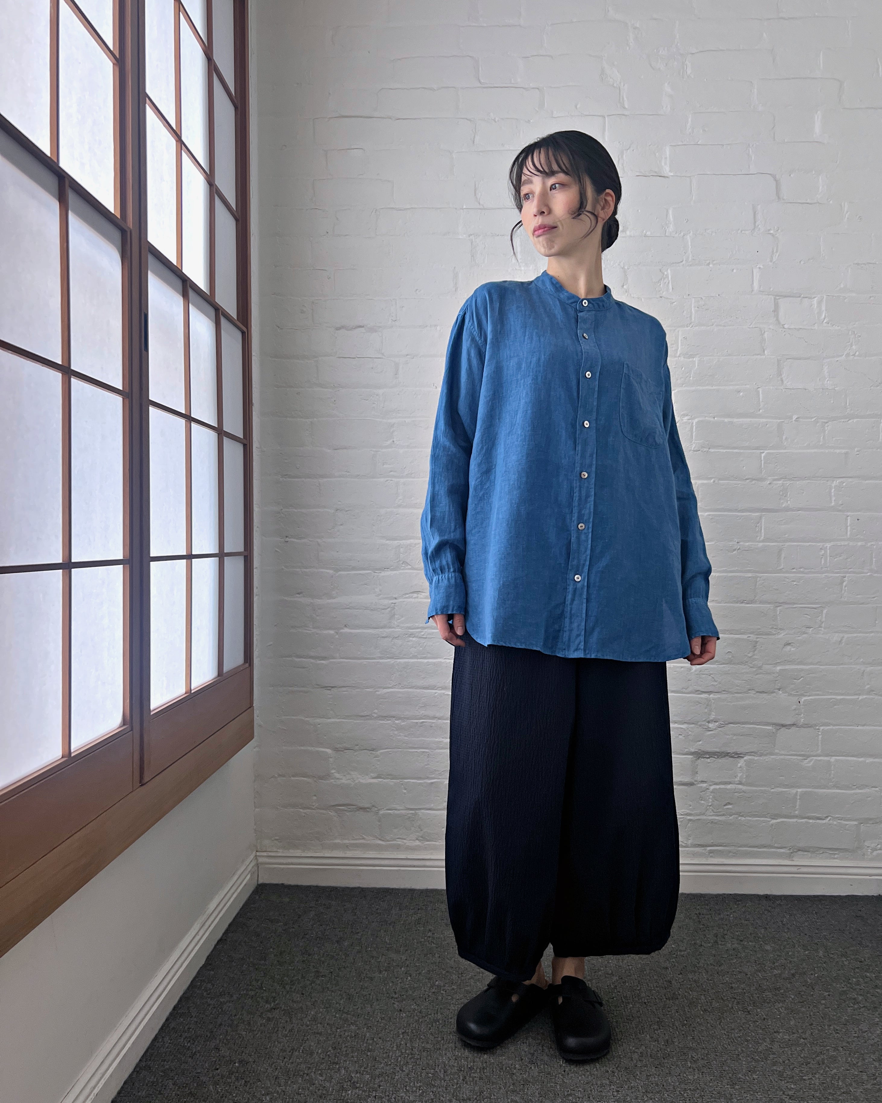Chizu Blue : indigo dyed shirt