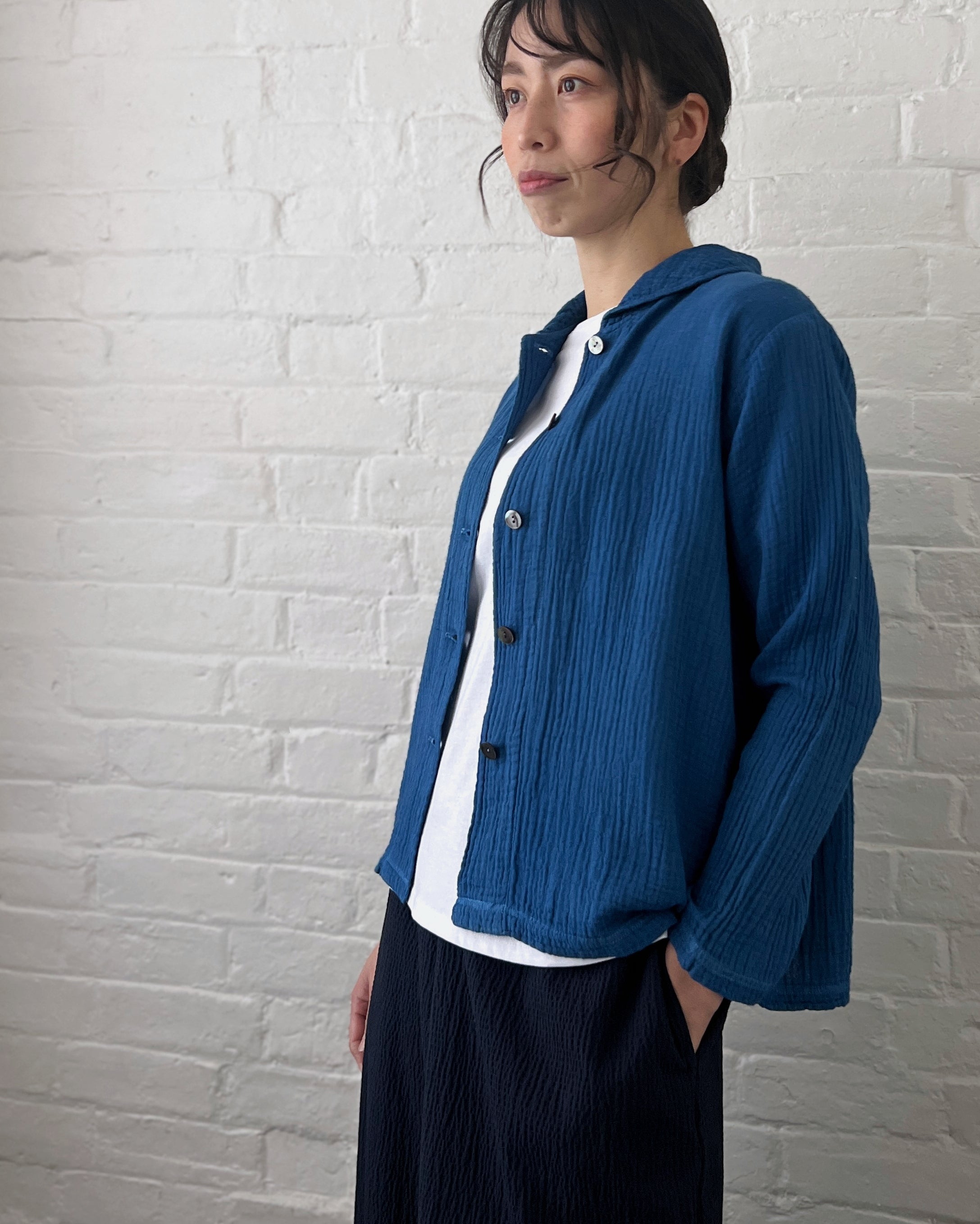 Chizu Blue : indigo dyed cotton shirt