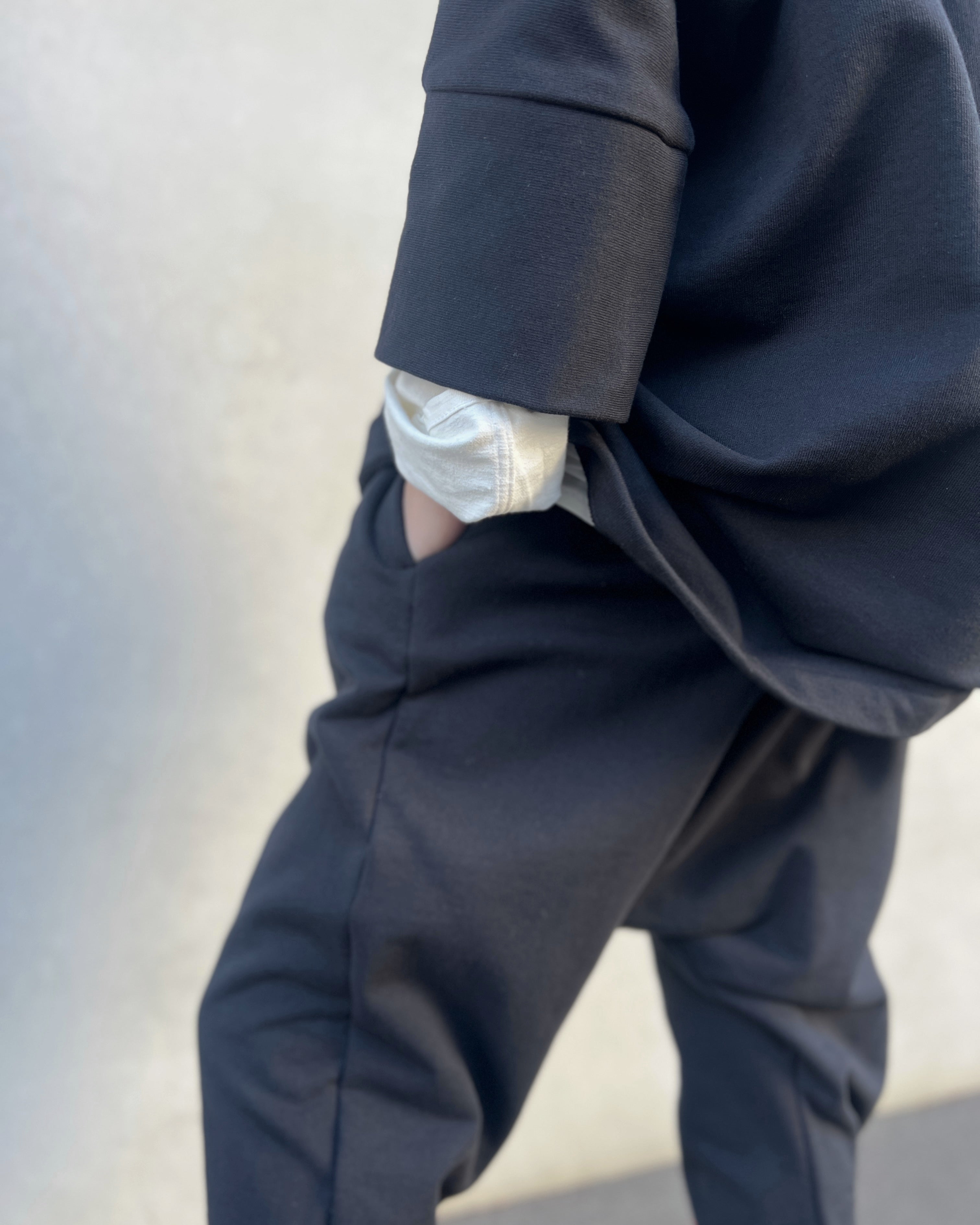 LJ struthers : cotton knit jersey pants