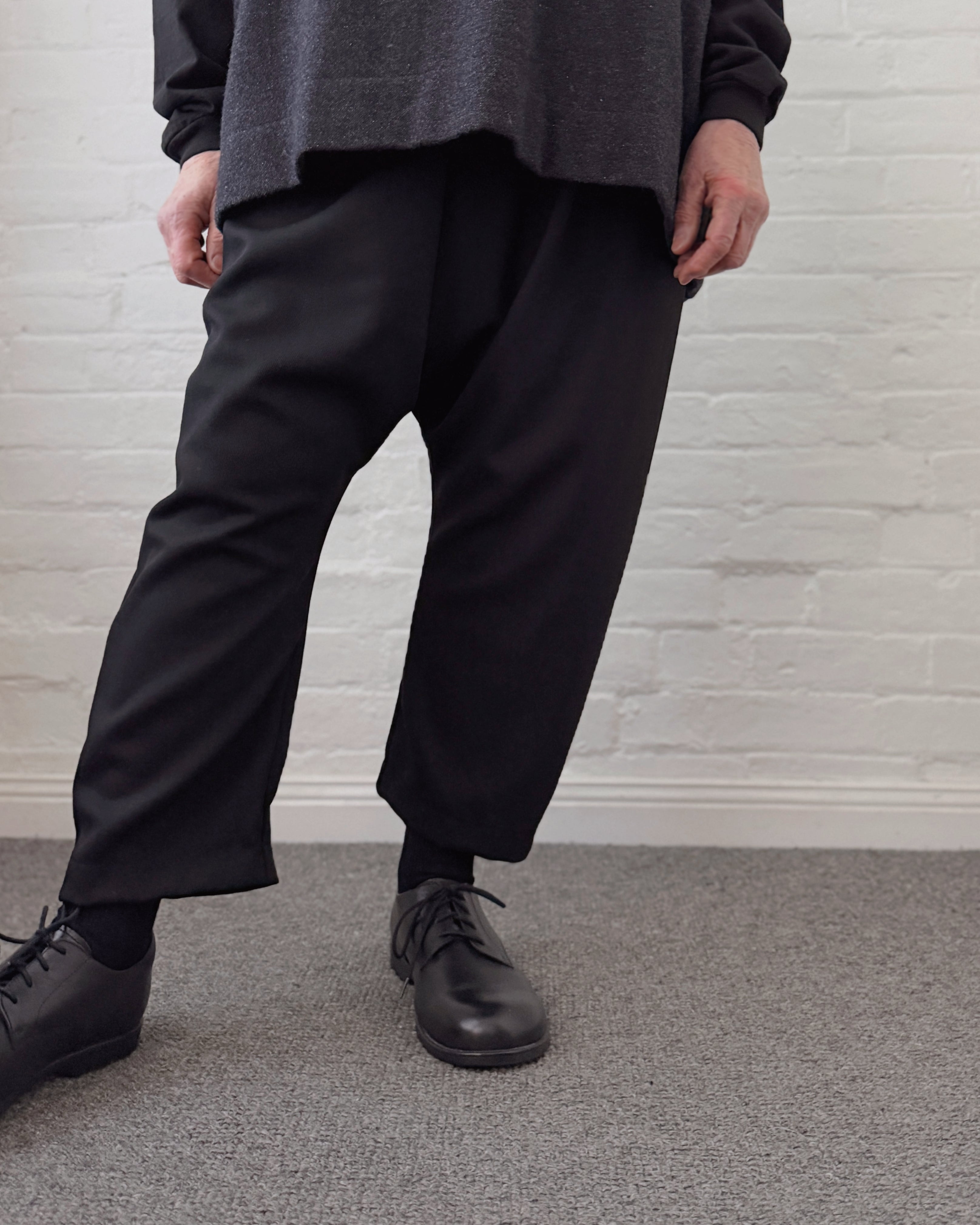 LJ struthers : wool pants