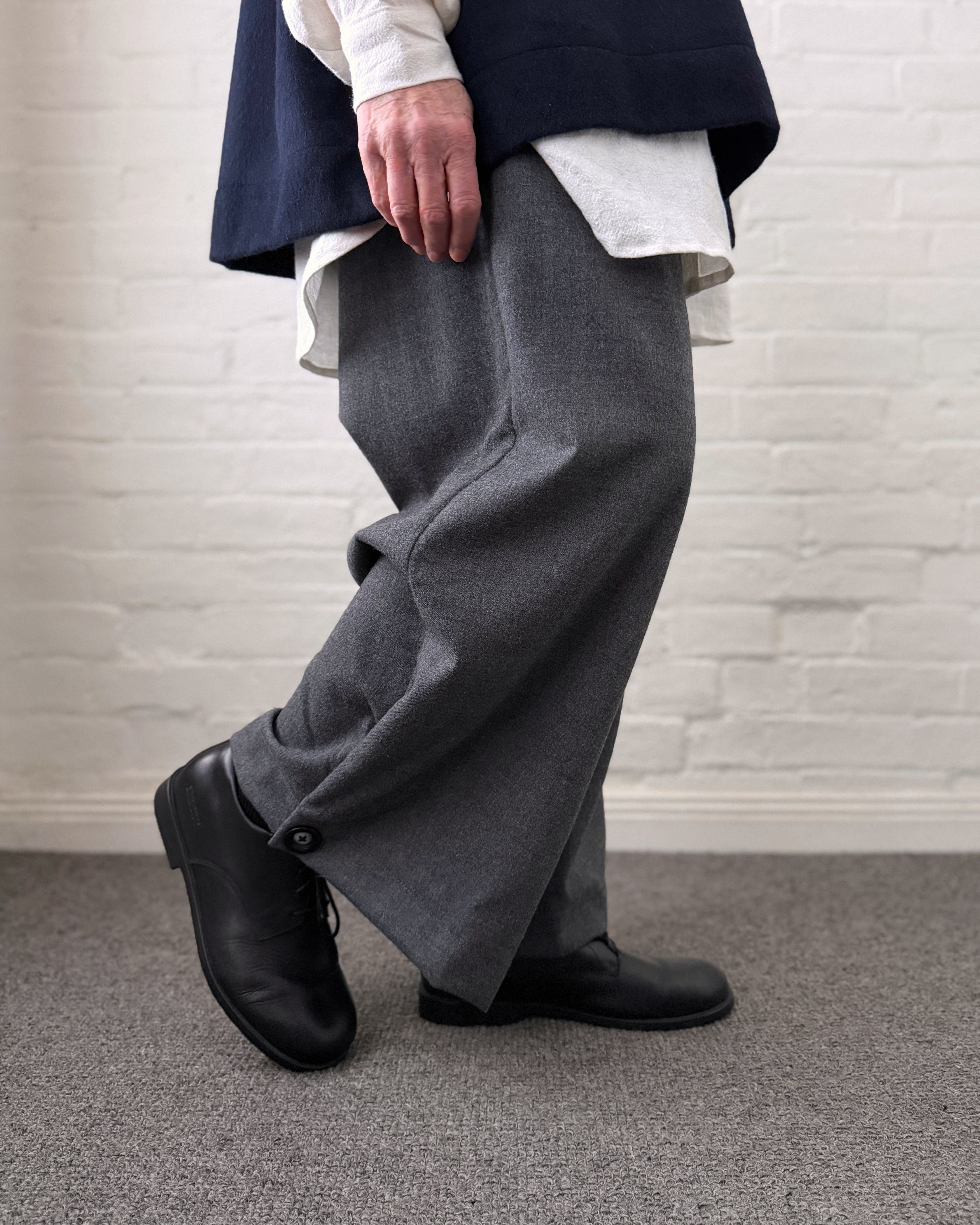 LJ struthers : wide leg wool pants