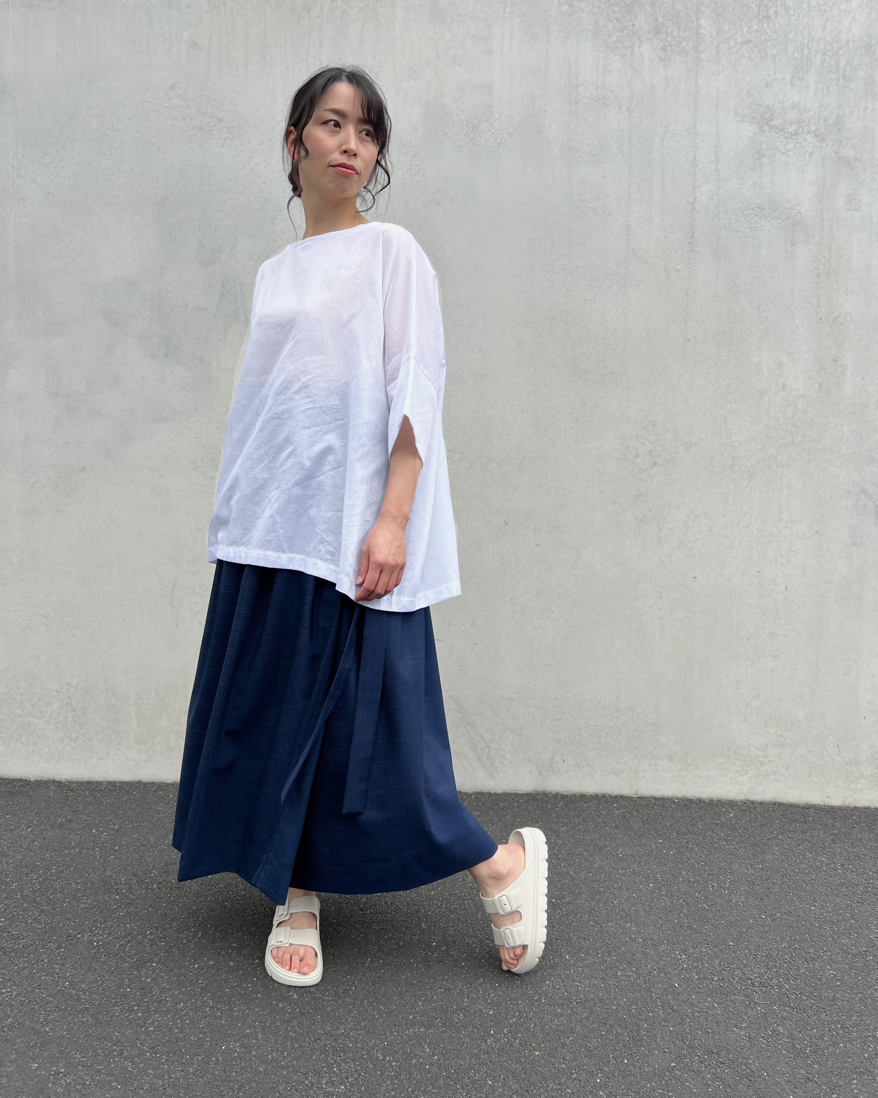 LJ struthers : fine cotton lunar smock