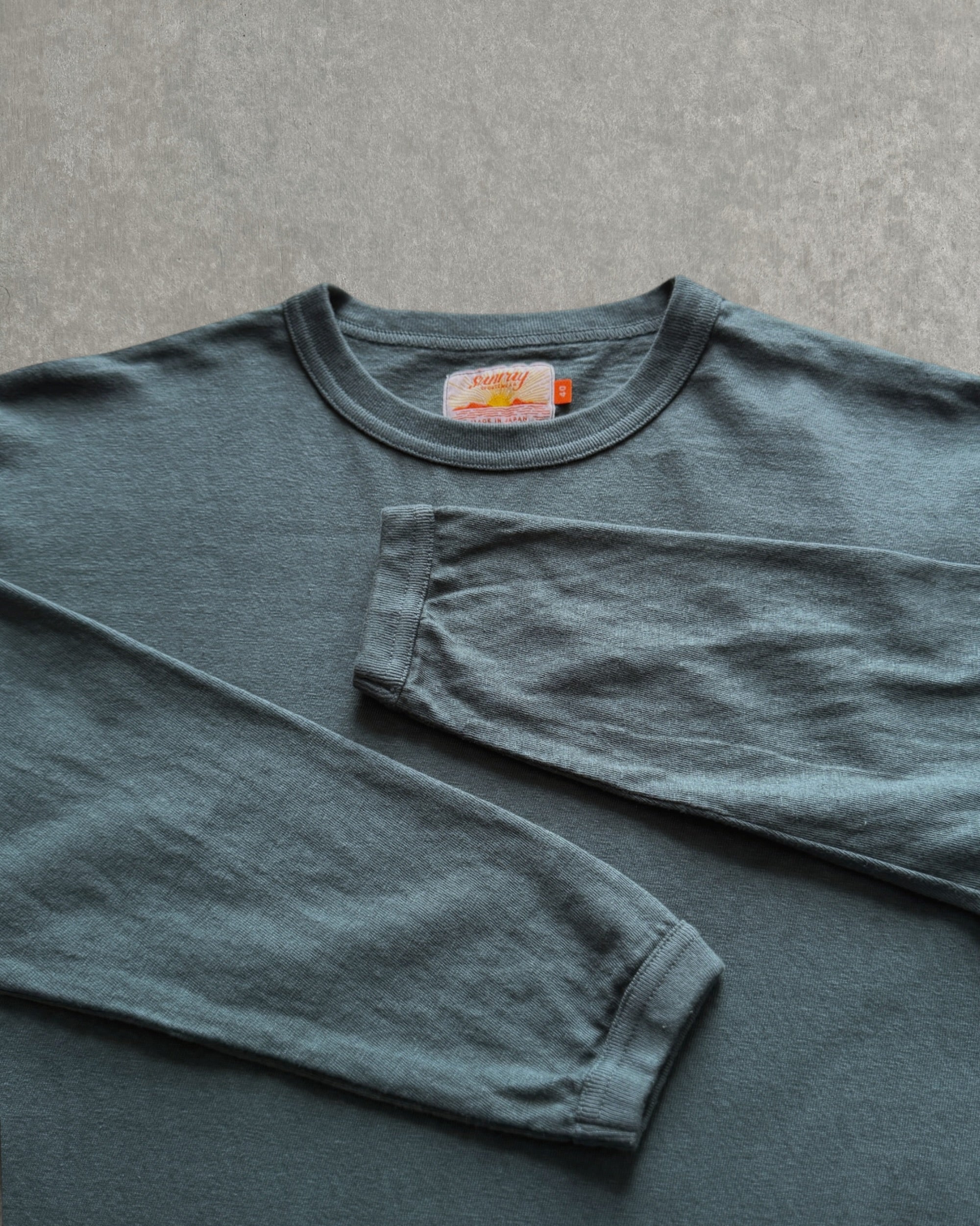 Sunray Sportswear : haleiwa long sleeve t-shirt in dark slate