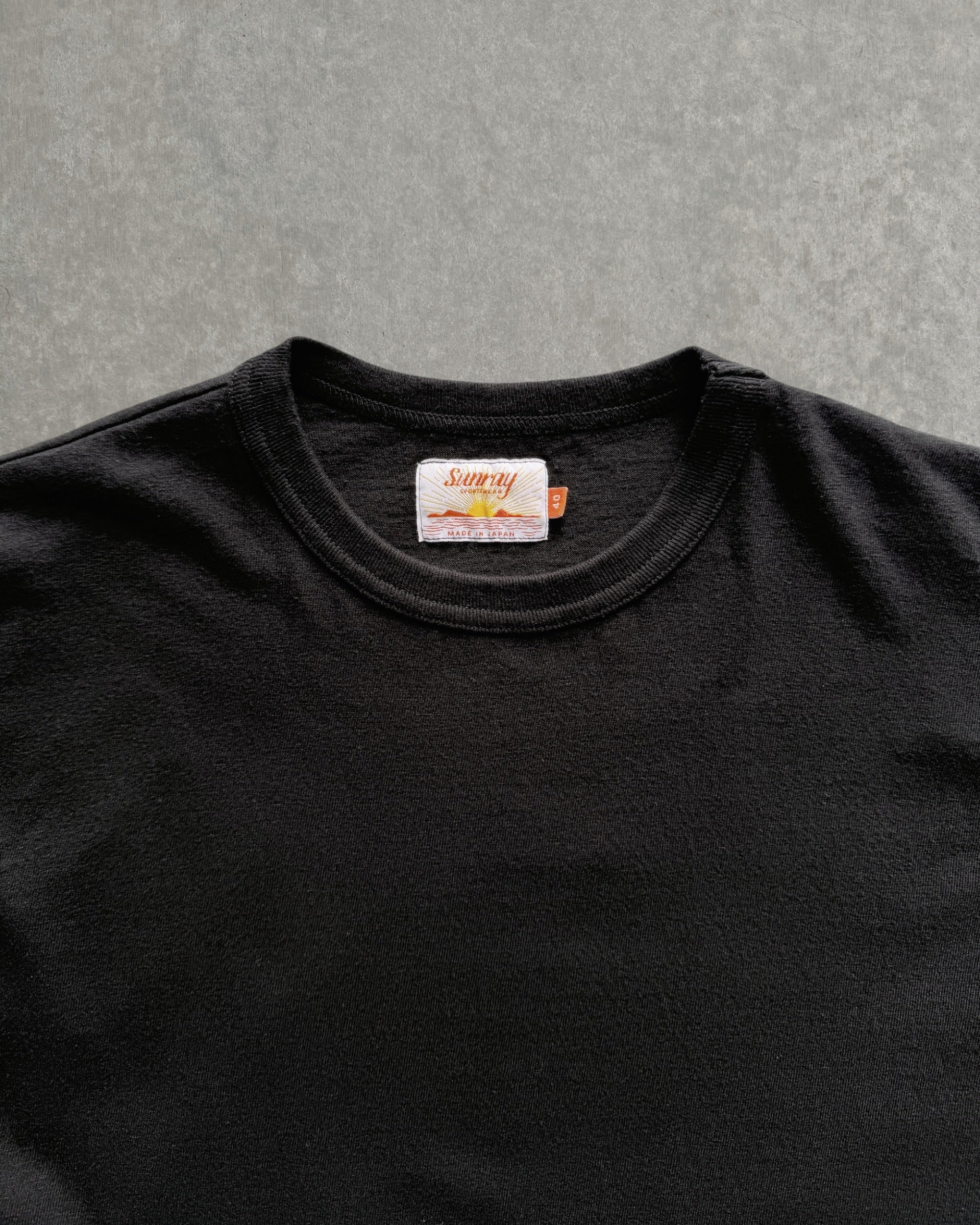 Sunray Sportswear : haleiwa short sleeve t-shirt in anthracite