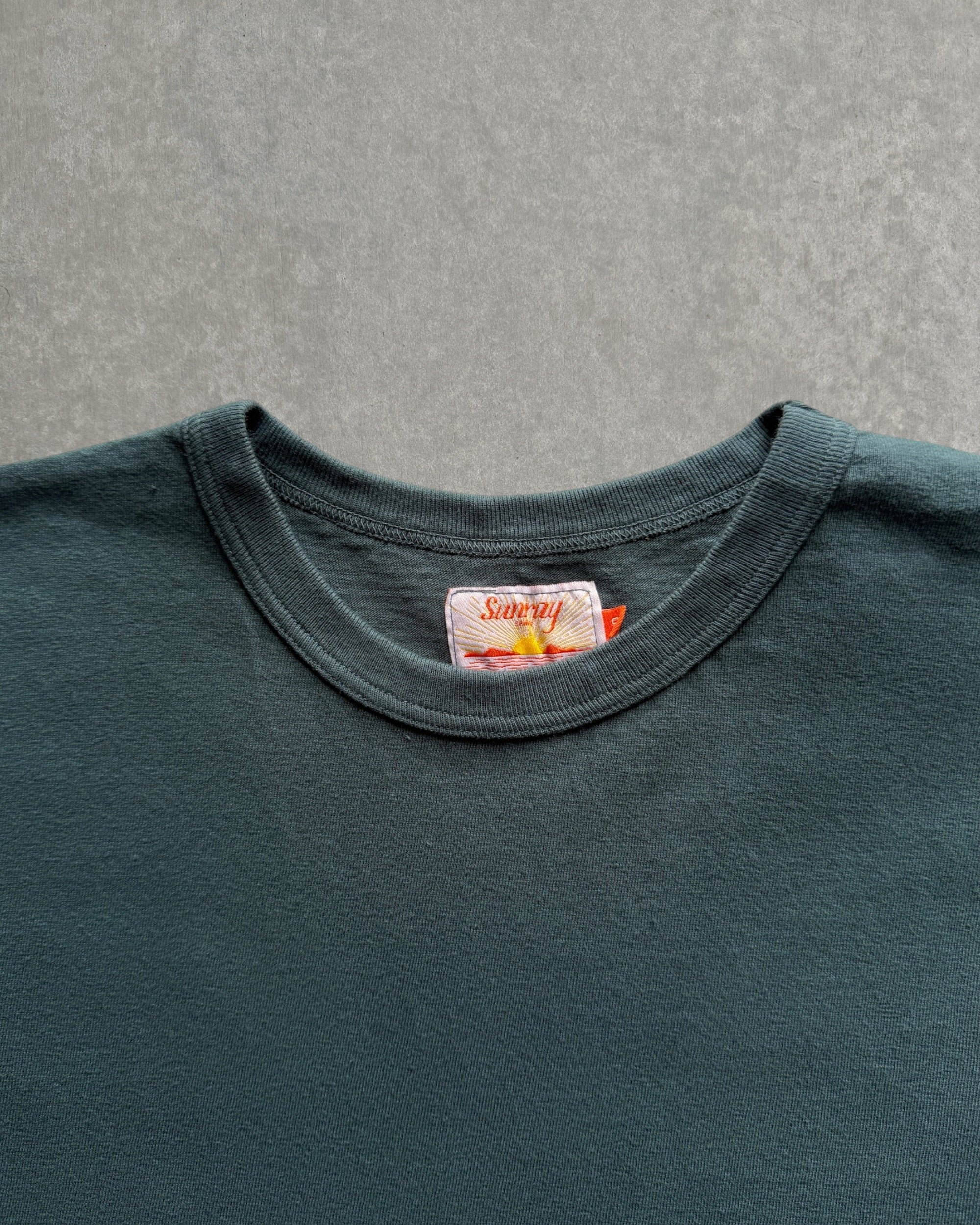 Sunray Sportswear : haleiwa long sleeve t-shirt in dark slate