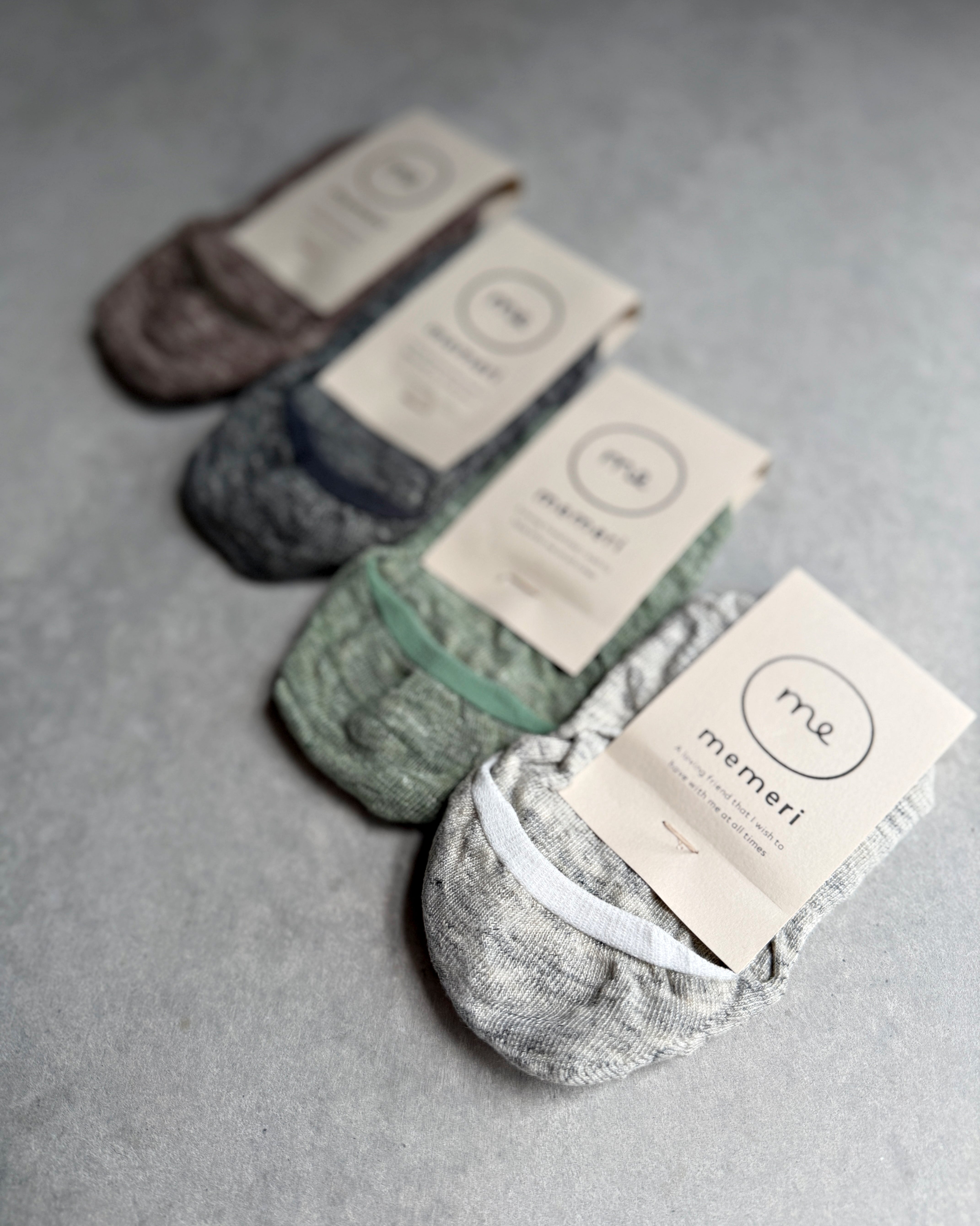 memeri : linen no show liners