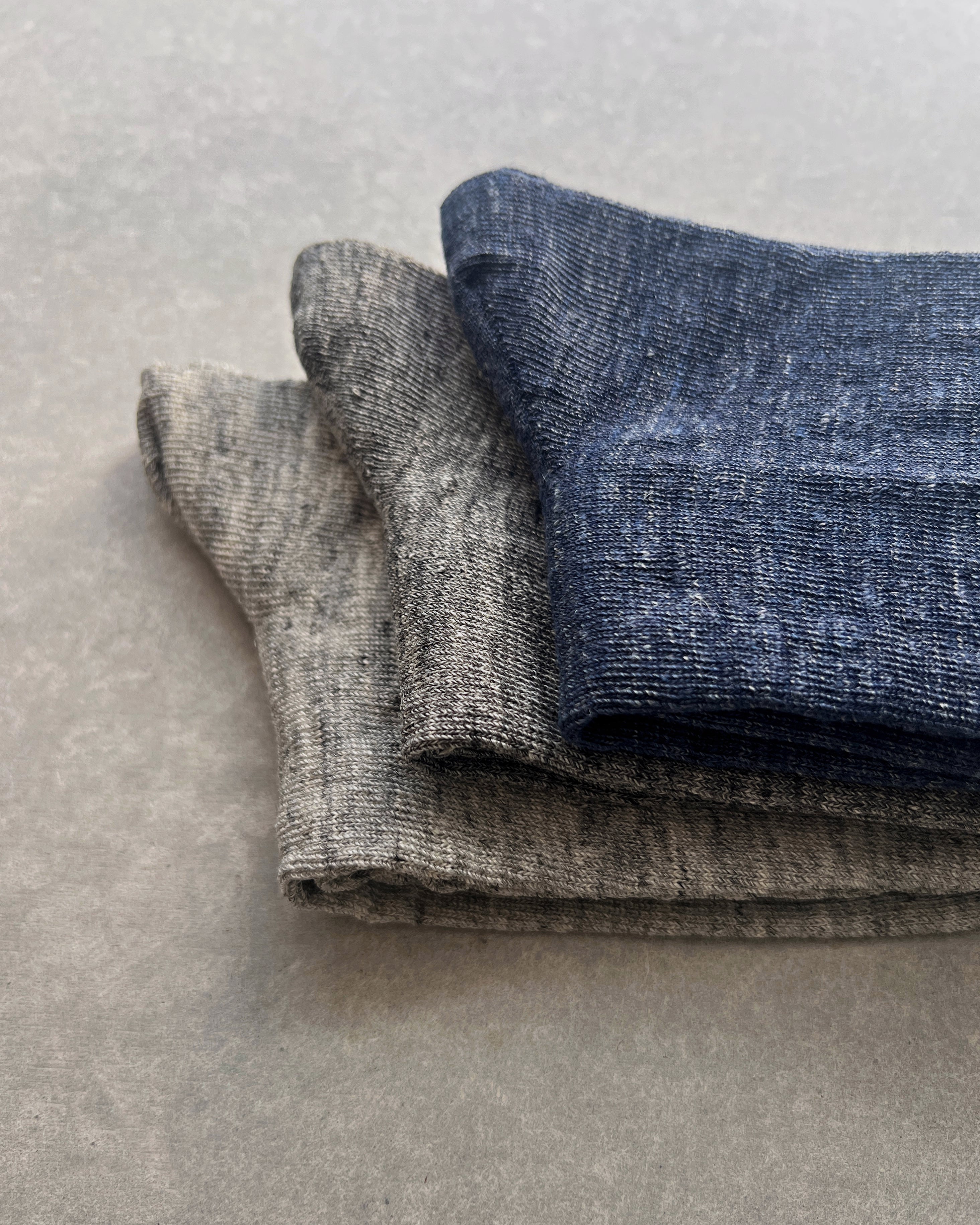 memeri : linen socks