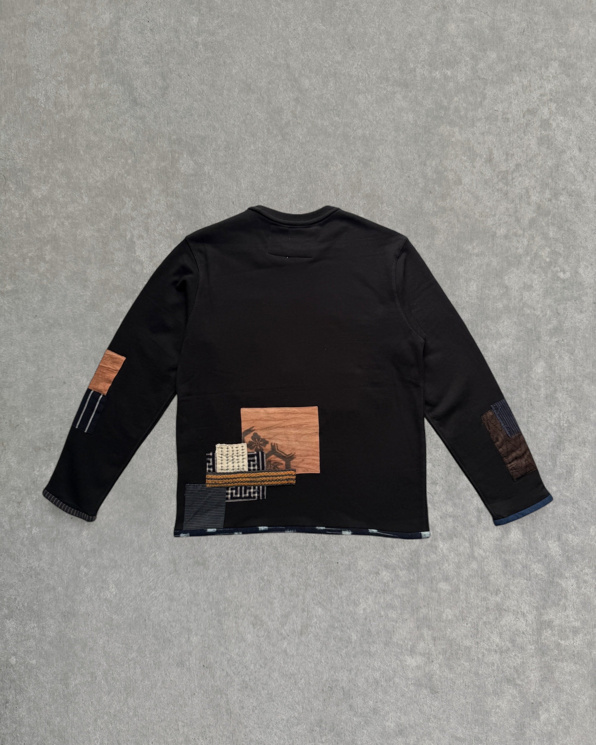 'm' for the maker : kinship sweatshirt - s