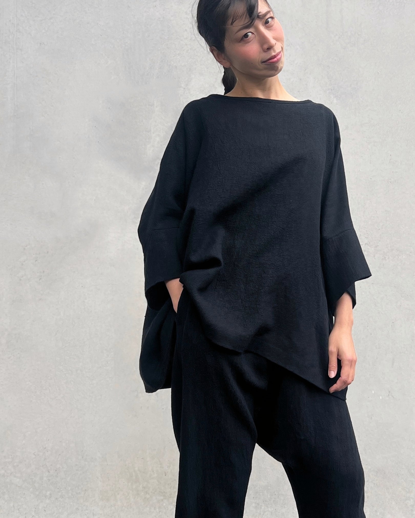 LJ struthers : ramie linen lunar smock