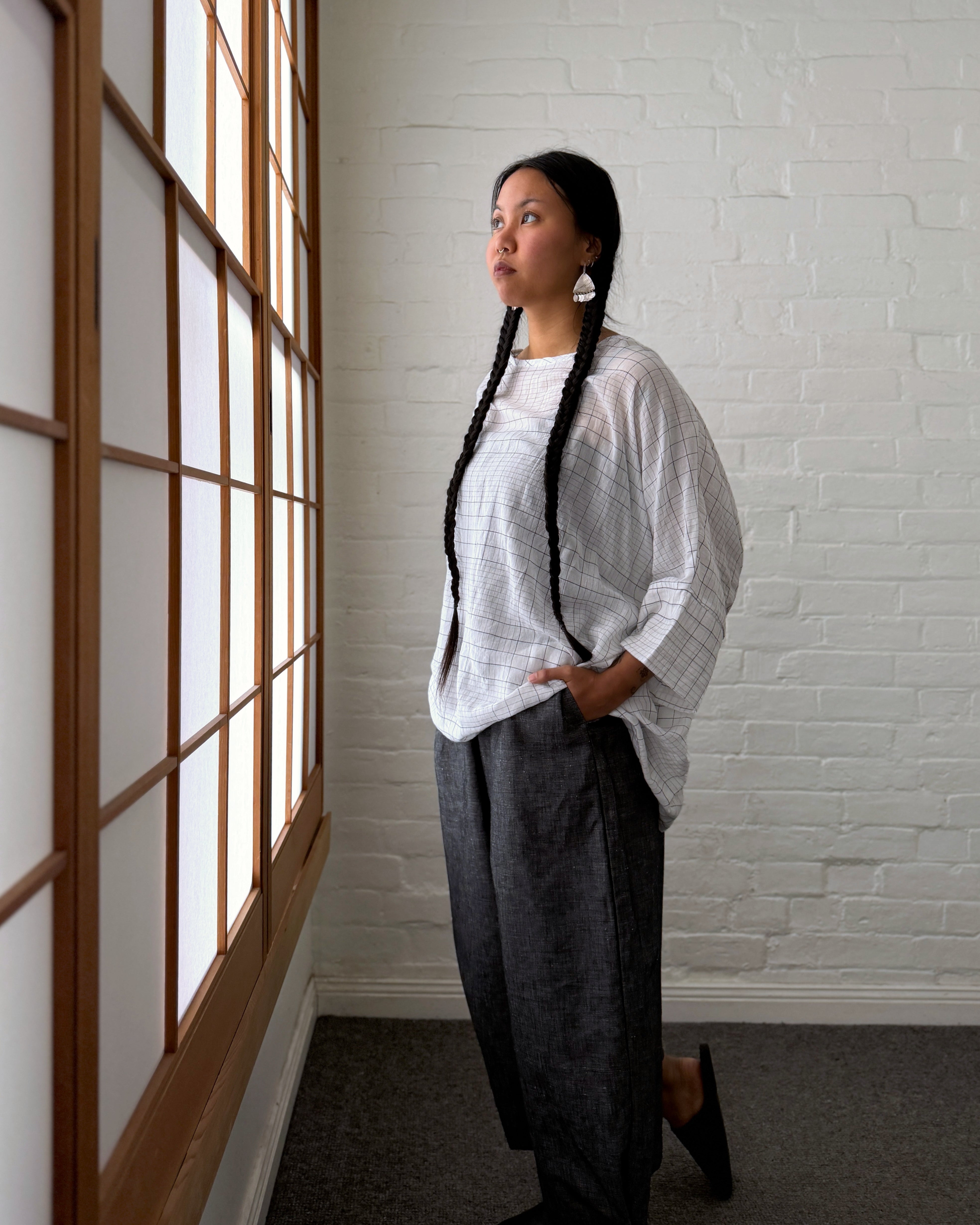 LJ struthers : lightweight cotton lunar smock