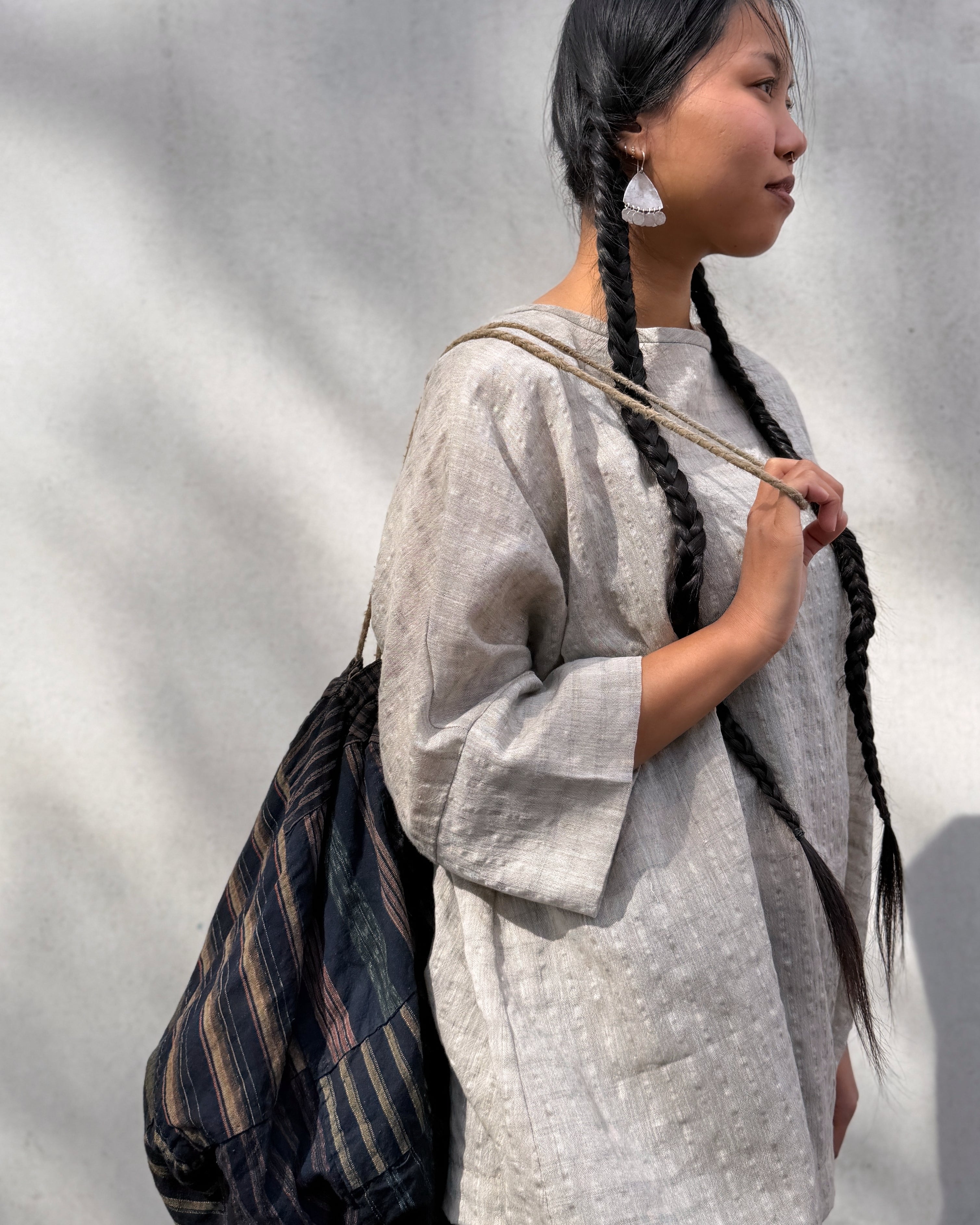 LJ struthers : lightweight linen/cotton lunar smock