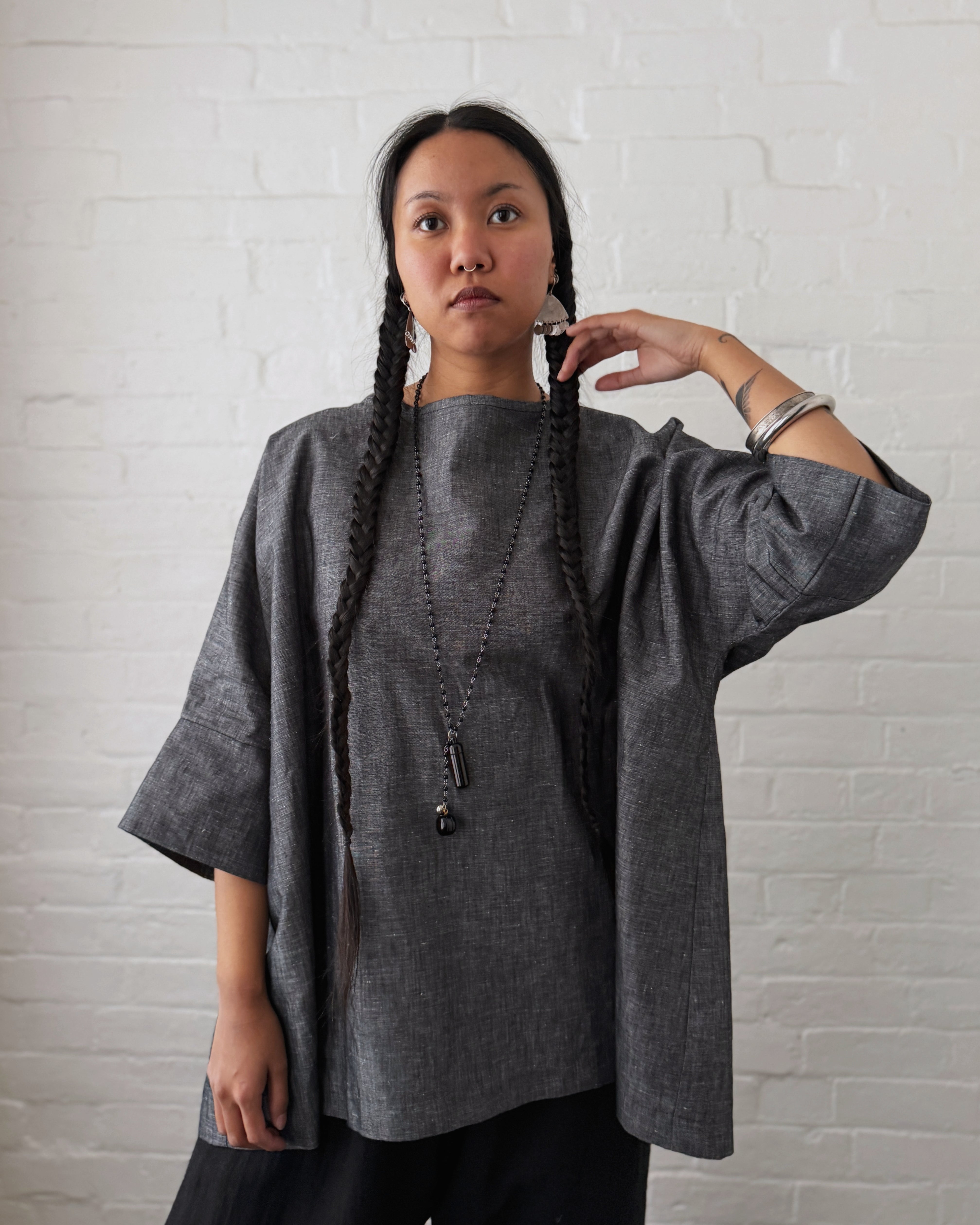 LJ struthers : lightweight cotton lunar smock