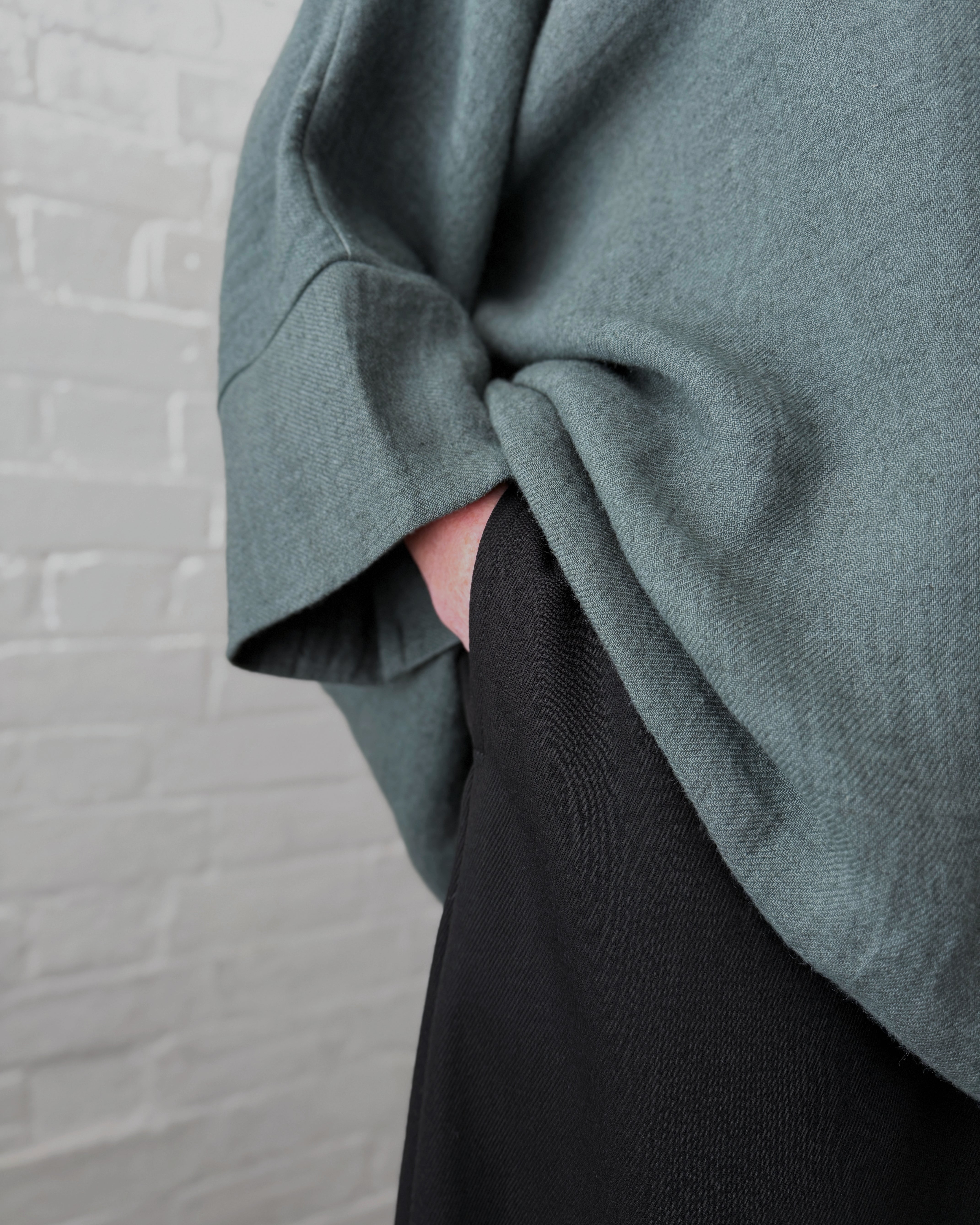 LJ struthers : ramie linen lunar smock