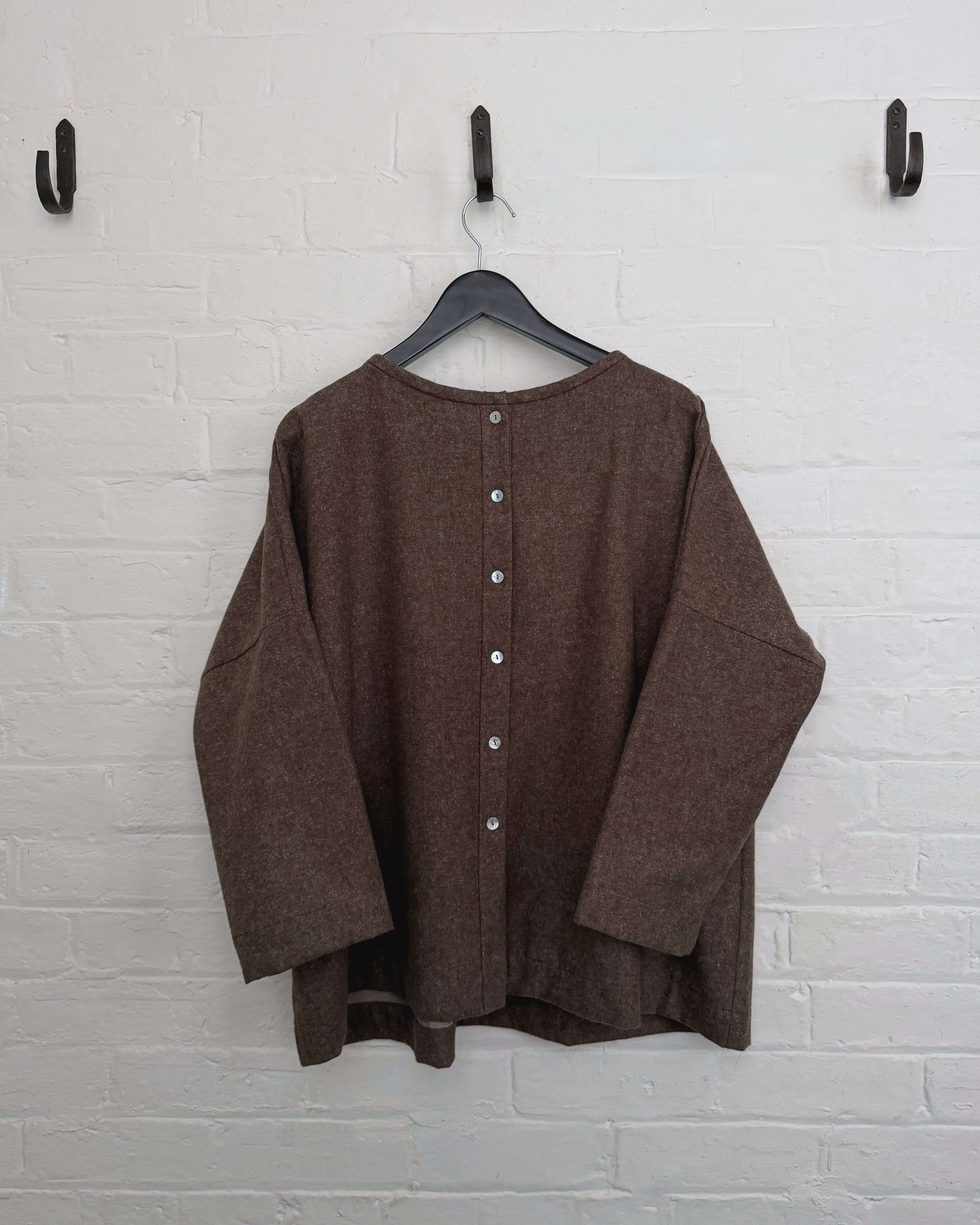 LJ struthers : collarless brushed cotton shirt