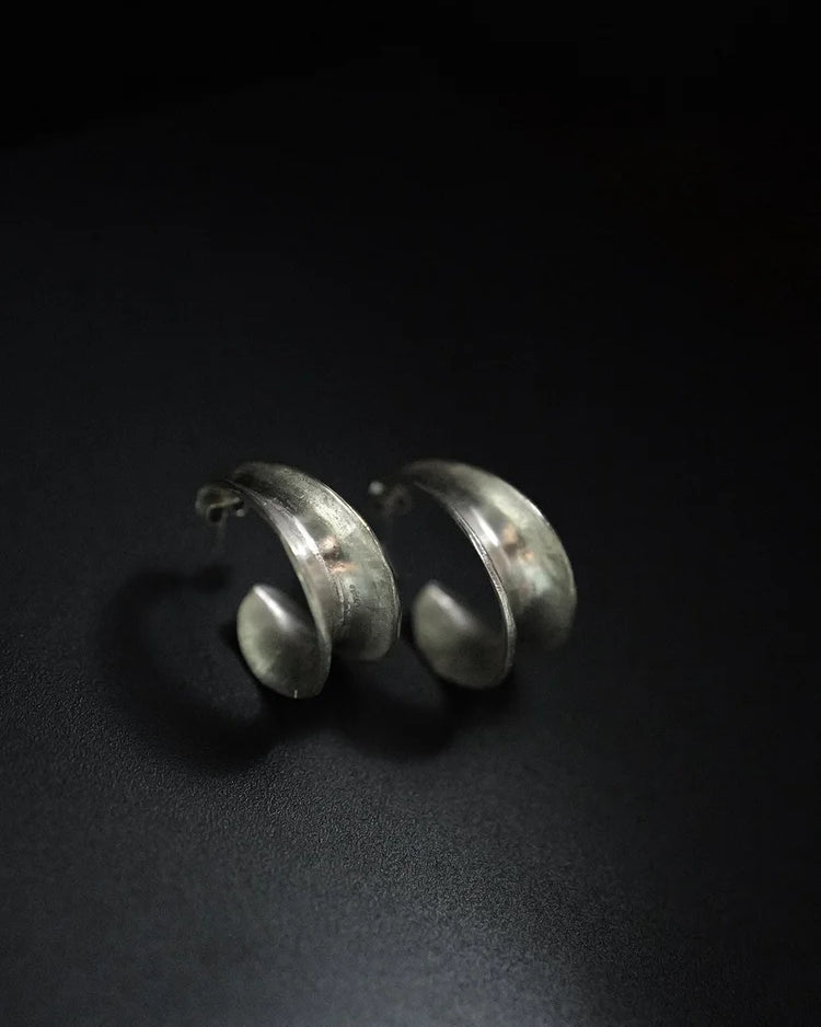 Ewa : silver malai hoops