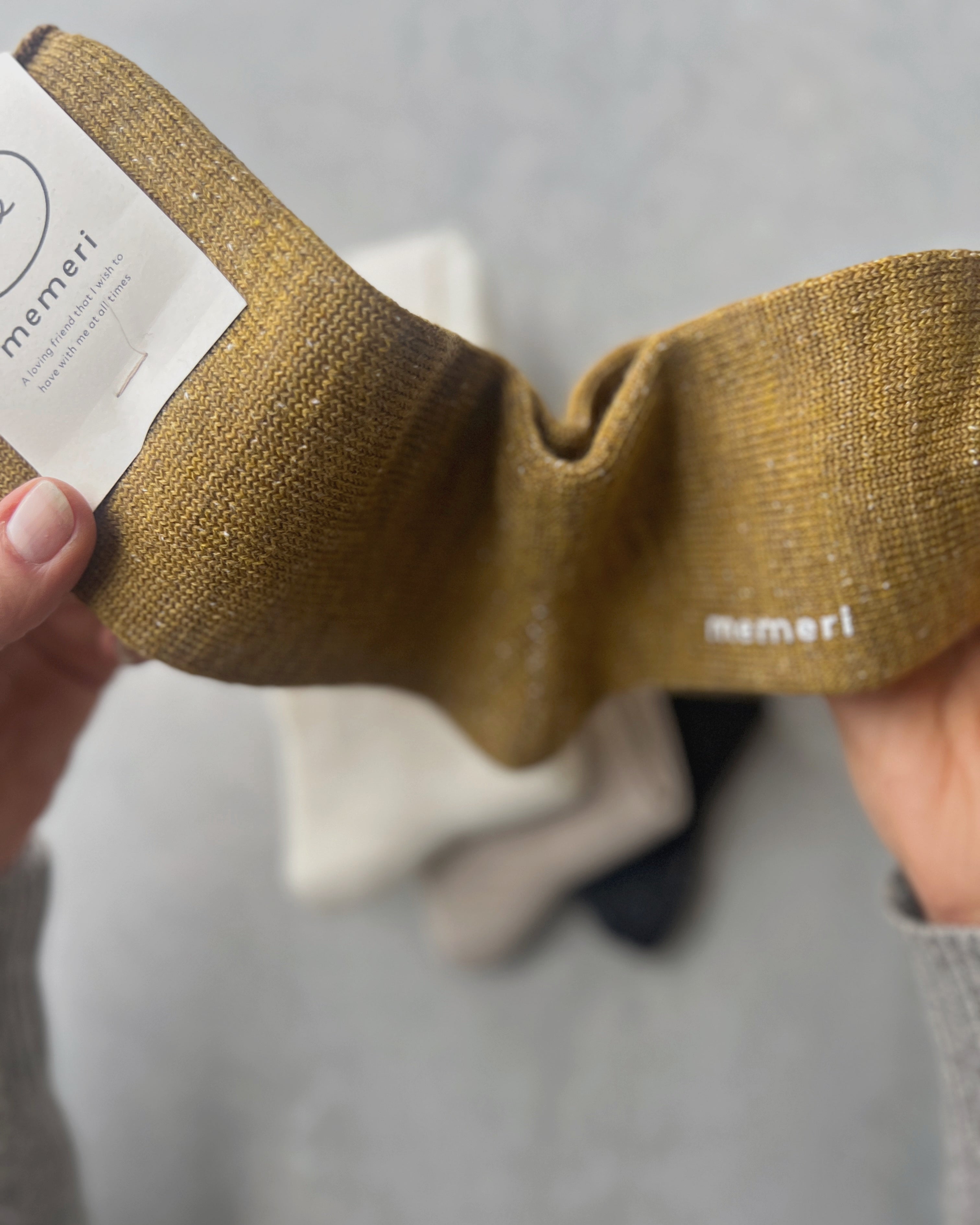 memeri : wool silk socks