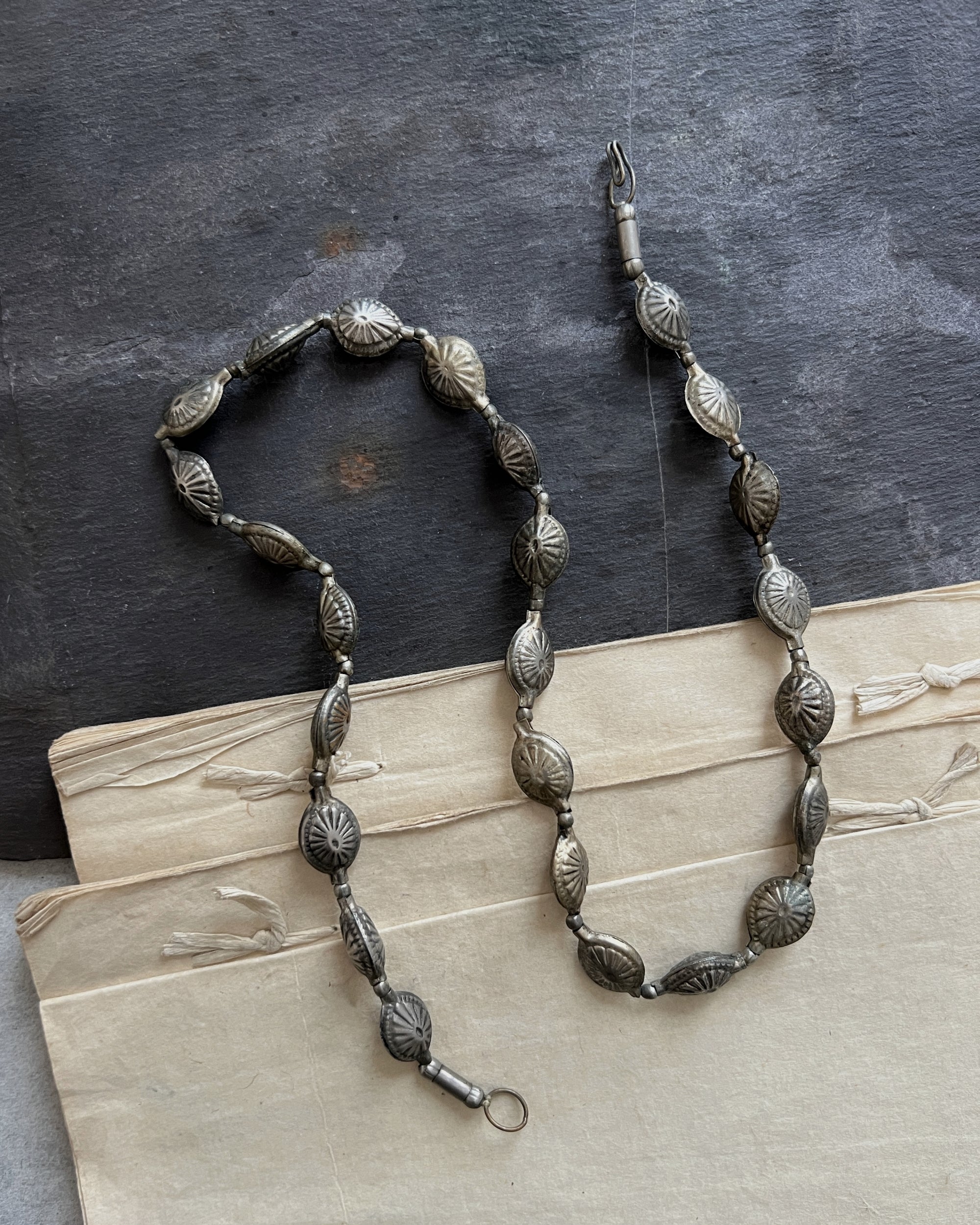 modern marcel : vintage indian beaded necklace
