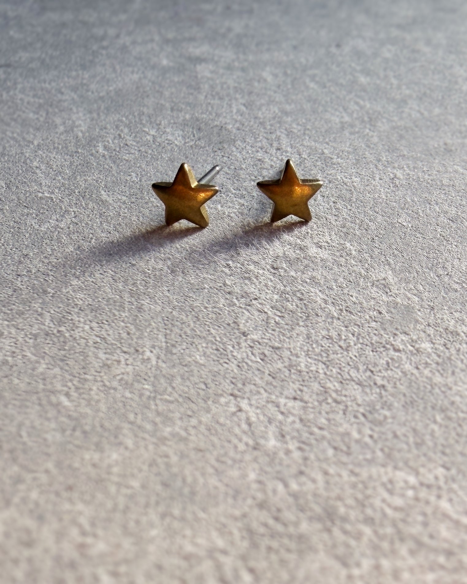 milk-toast : stellar stud earrings
