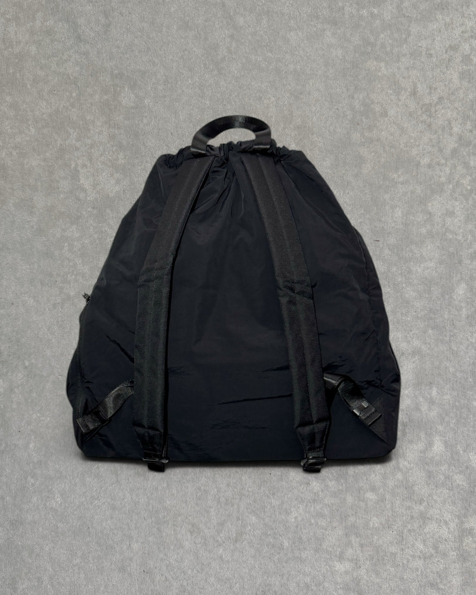 NoiR : light daypack
