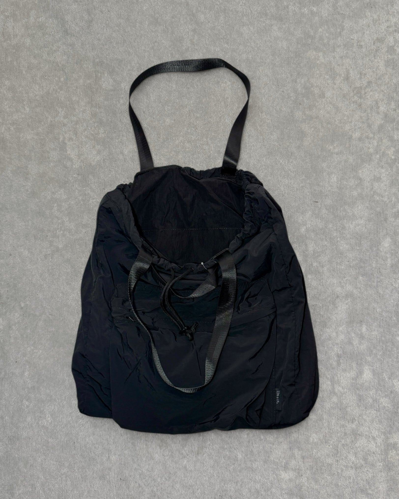 NoiR : light daypack