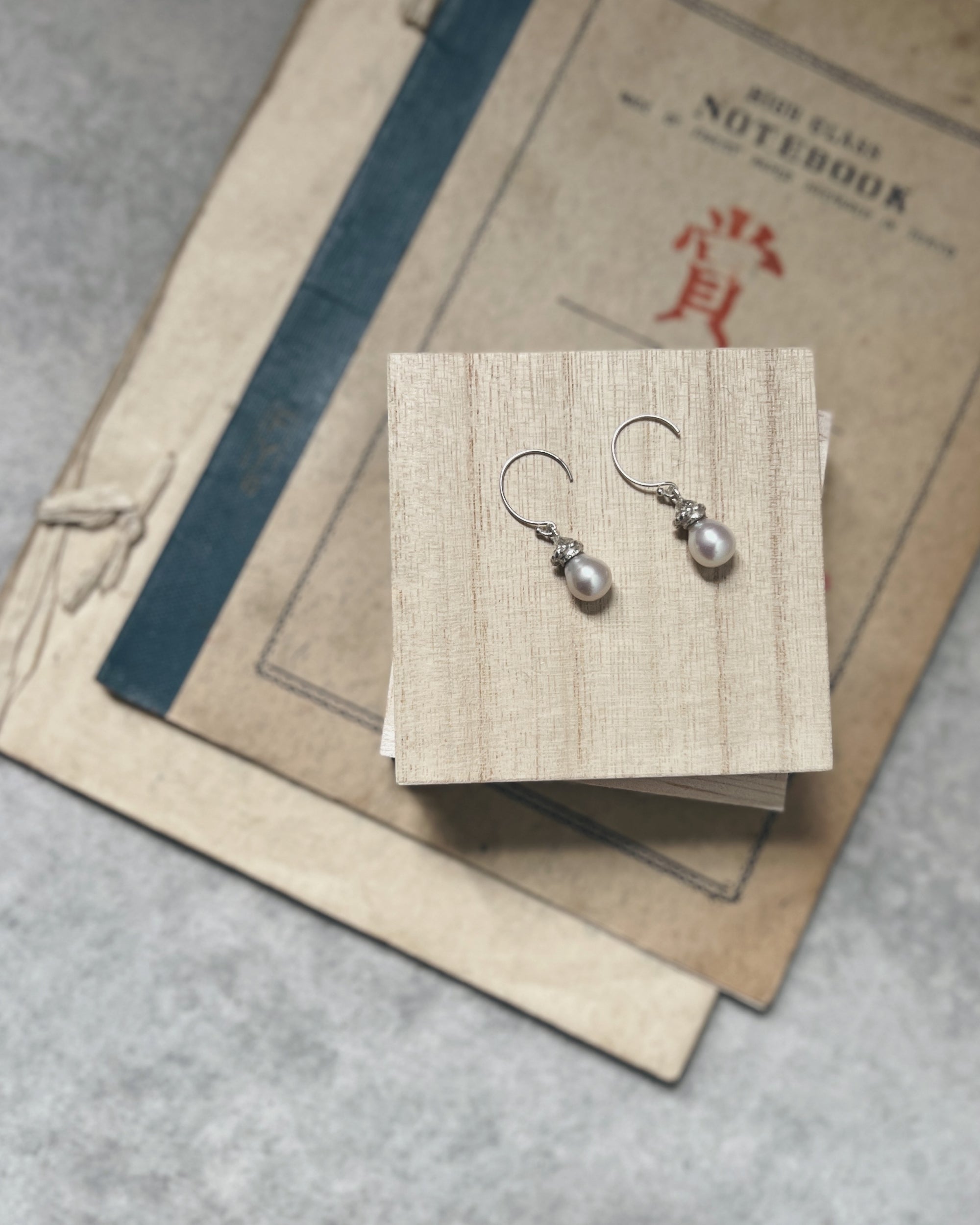 ichinose naomi : pipo earrings