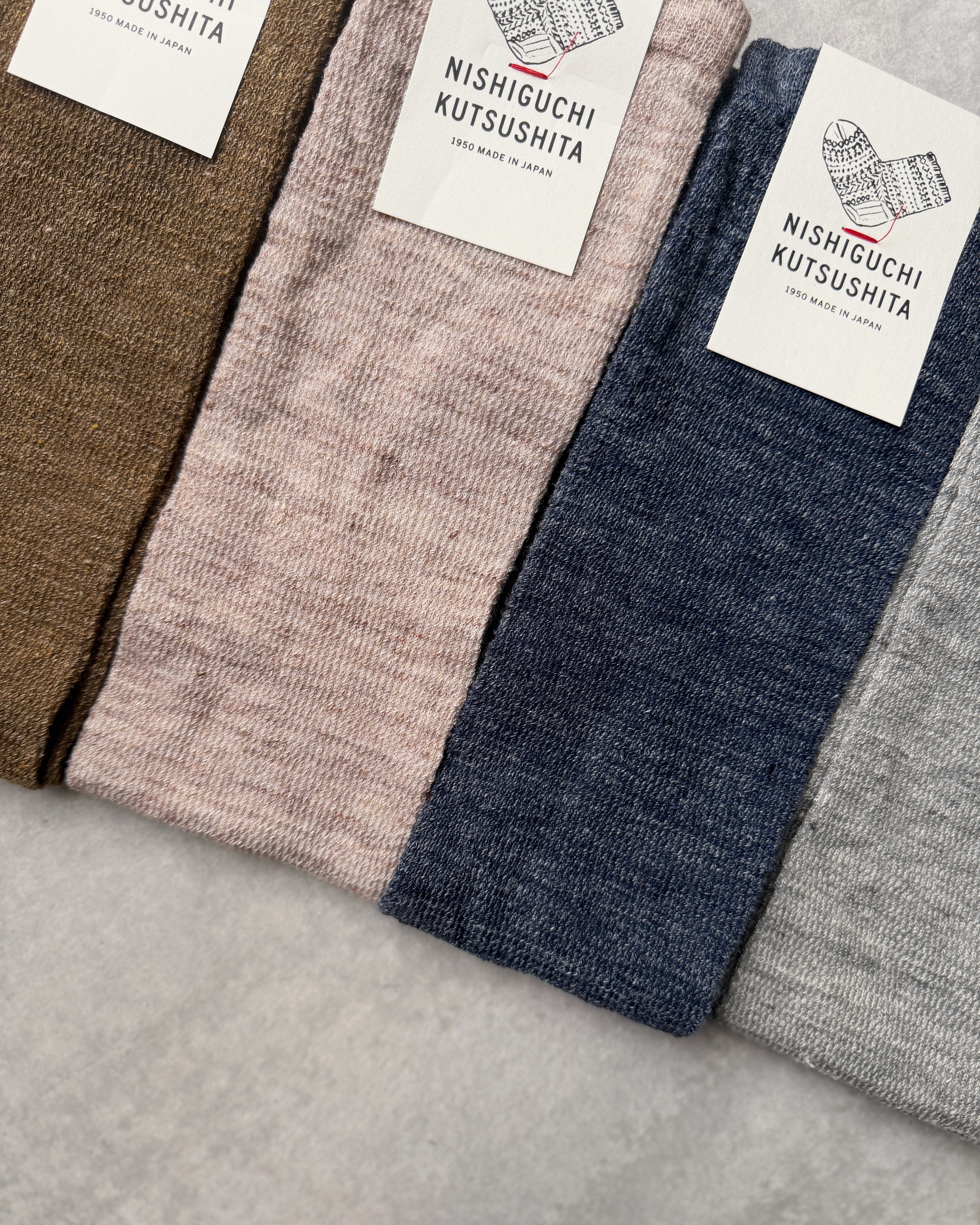 nishiguchi kutsushita : teni linen arm covers - long